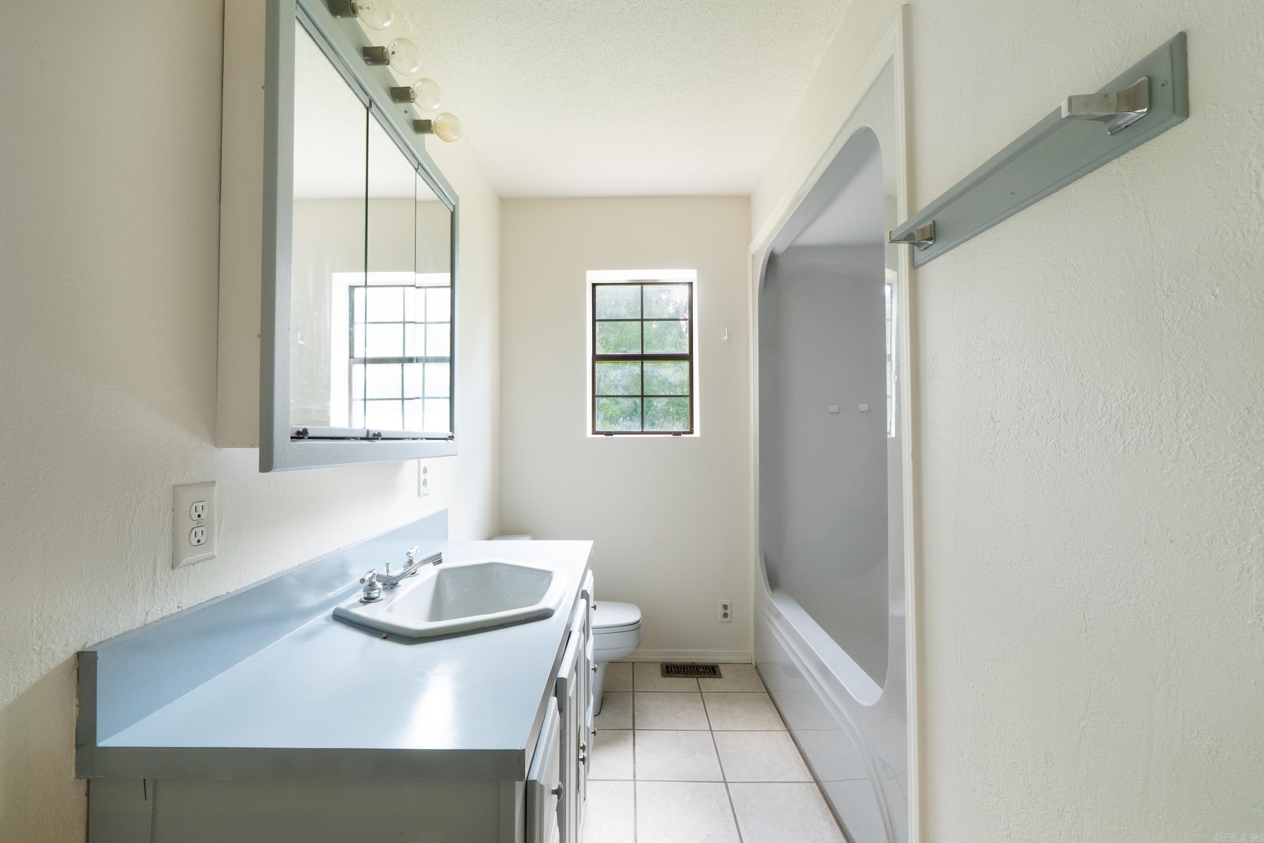 1209 N 3rd St Property Photo 6