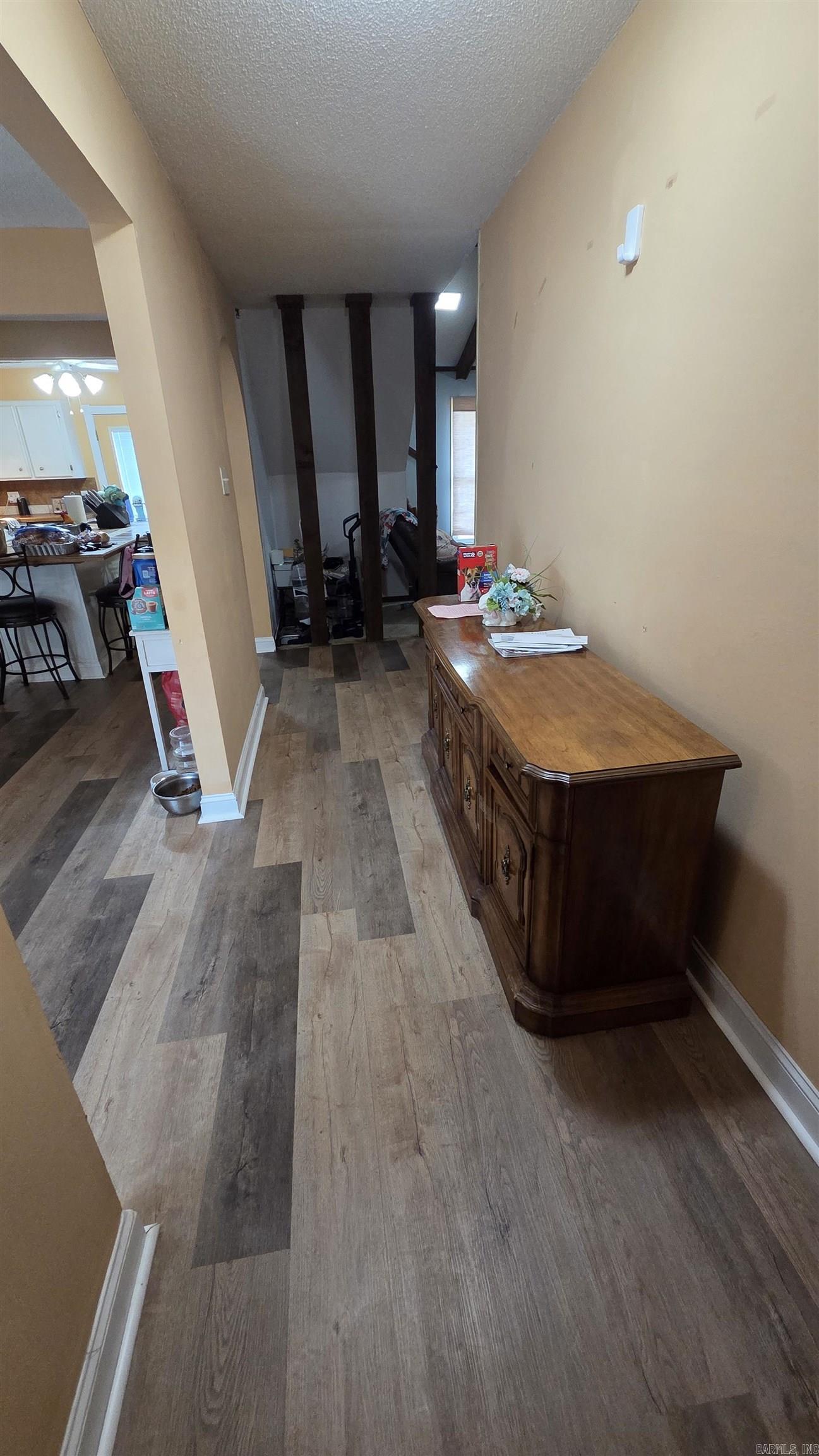 109 Concord Circle Property Photo 2