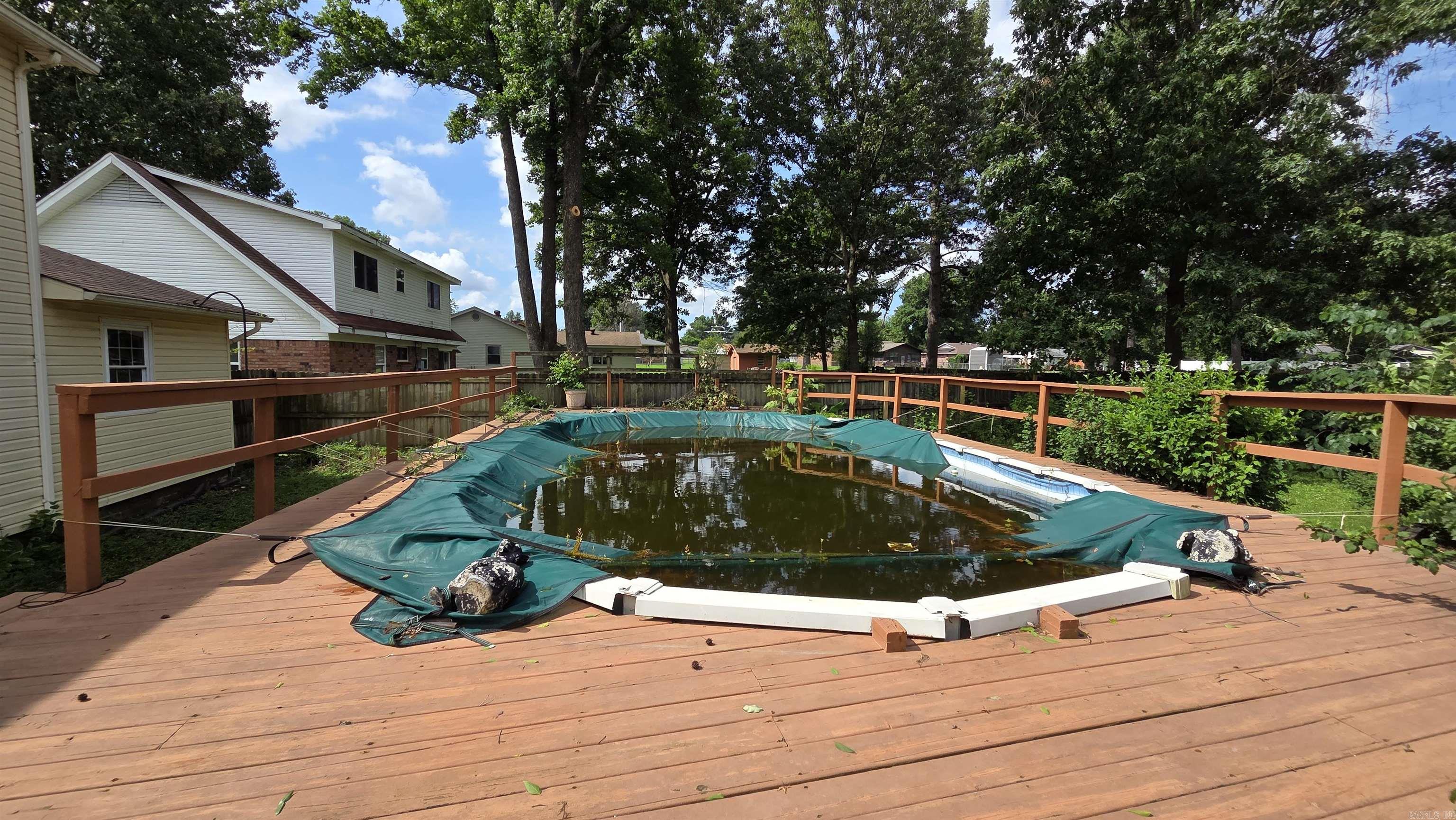 109 Concord Circle Property Photo 27