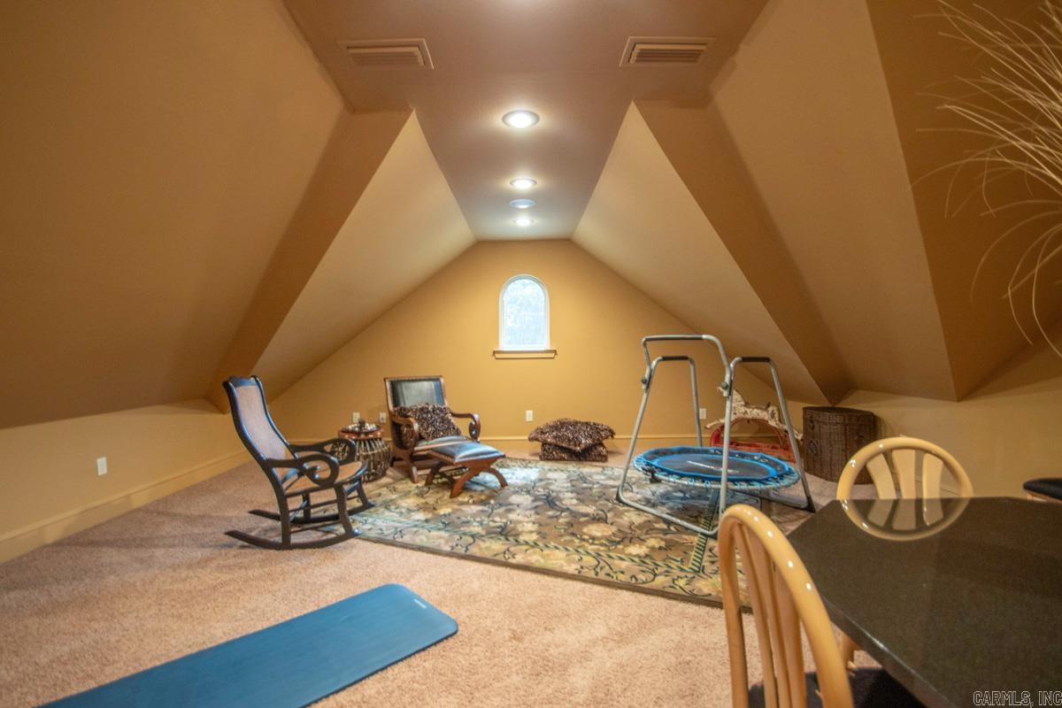 965 Chapel Hill Drive Property Photo 45