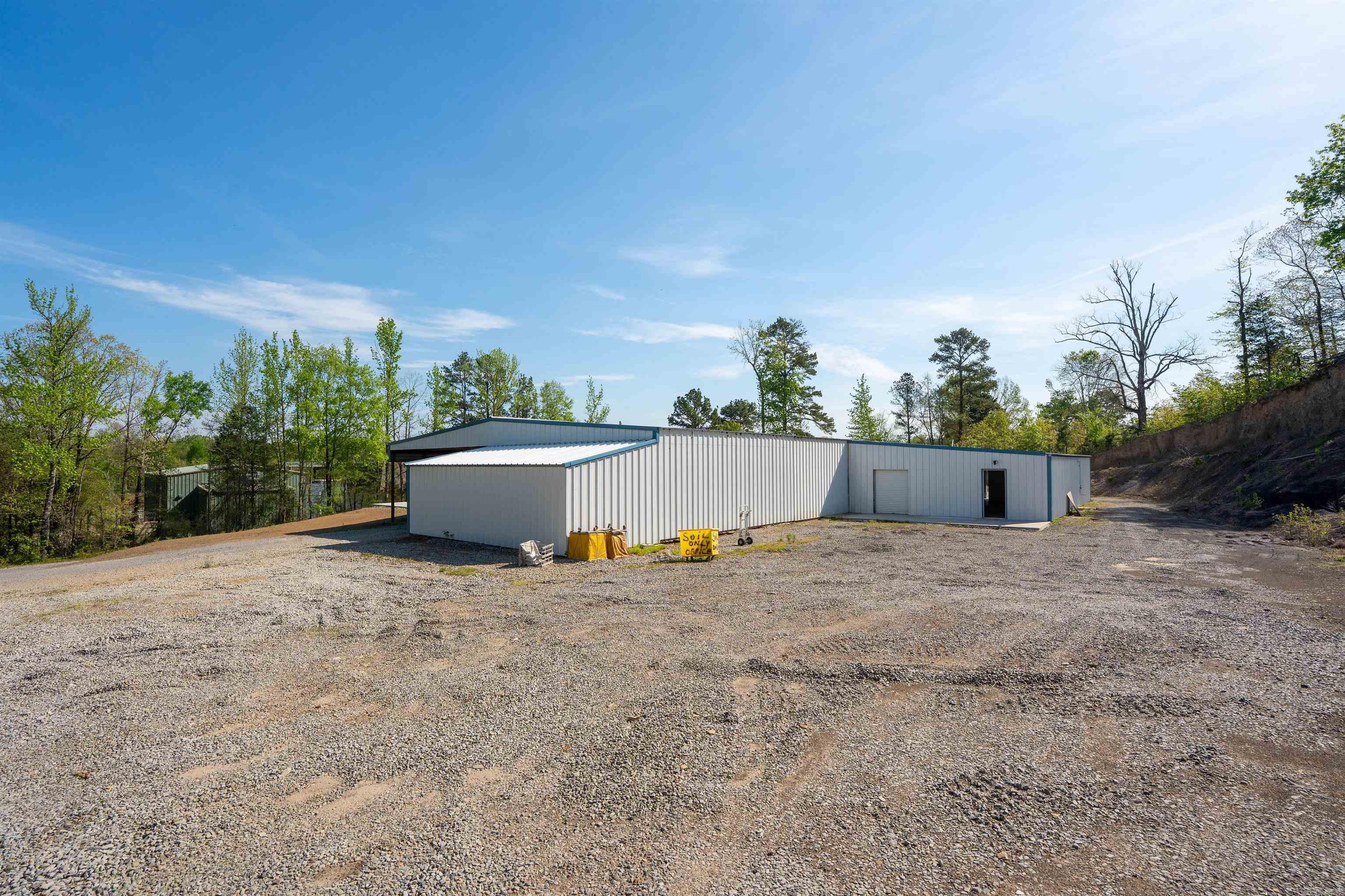 119 Gemar Property Photo 3