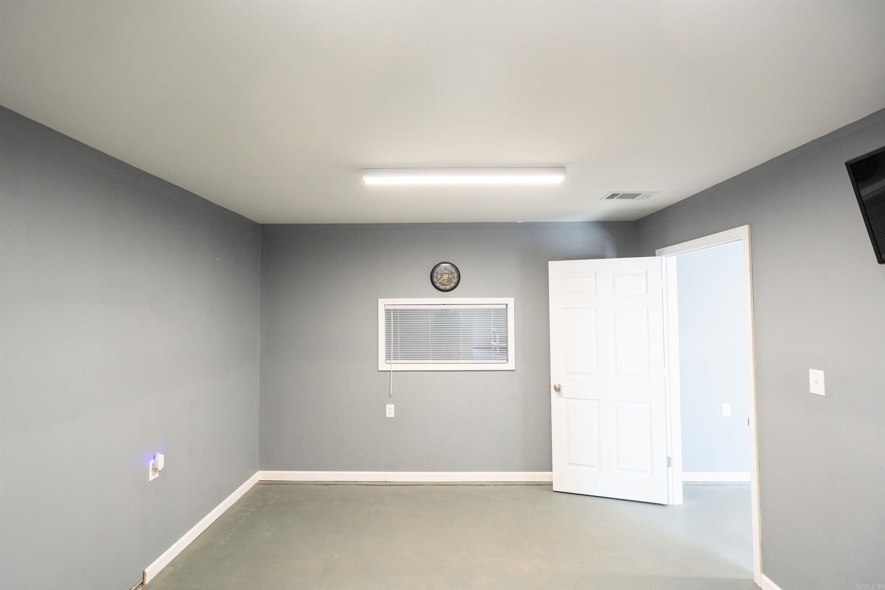 119 Gemar Property Photo 7