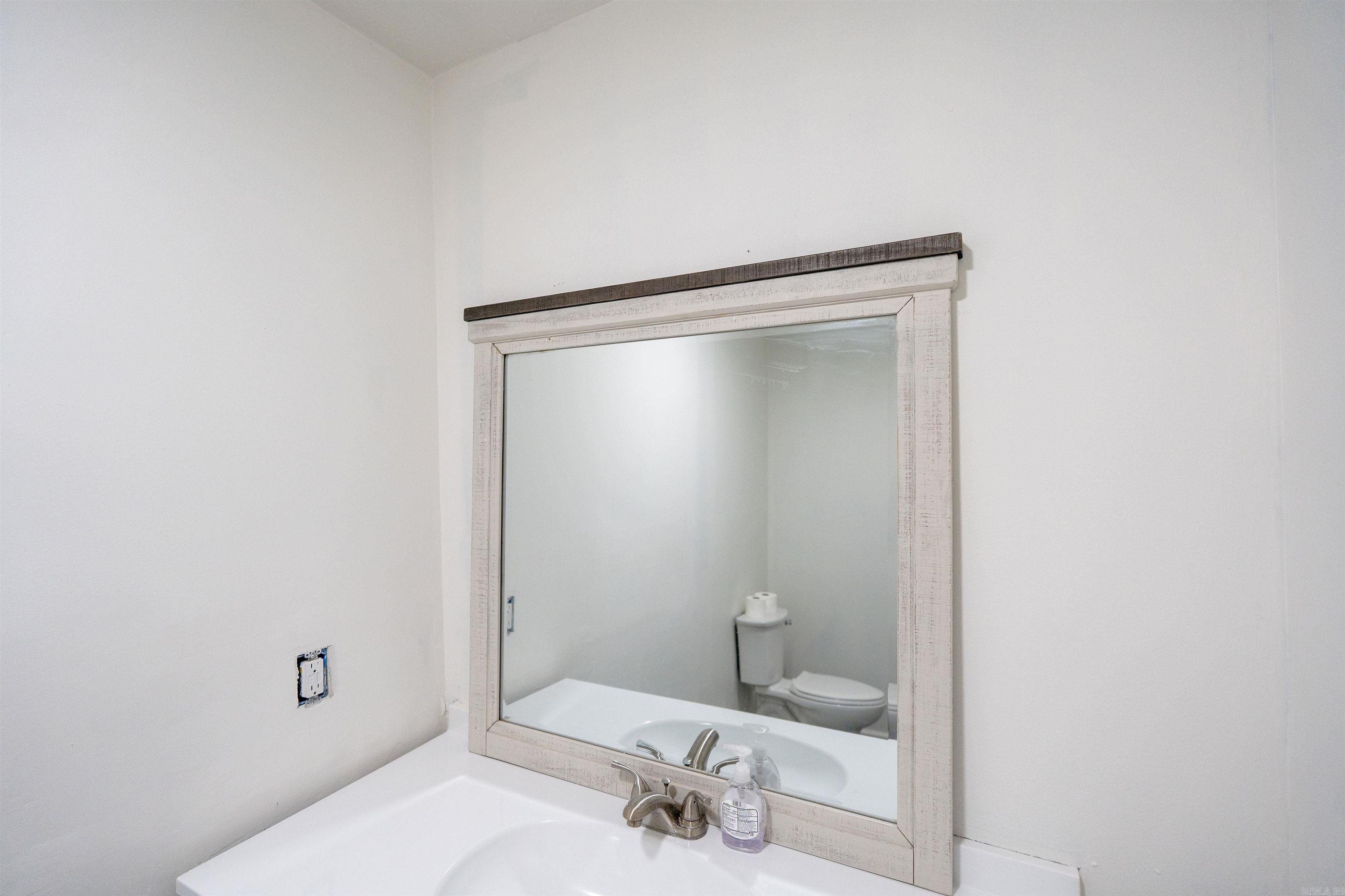 119 Gemar Property Photo 11