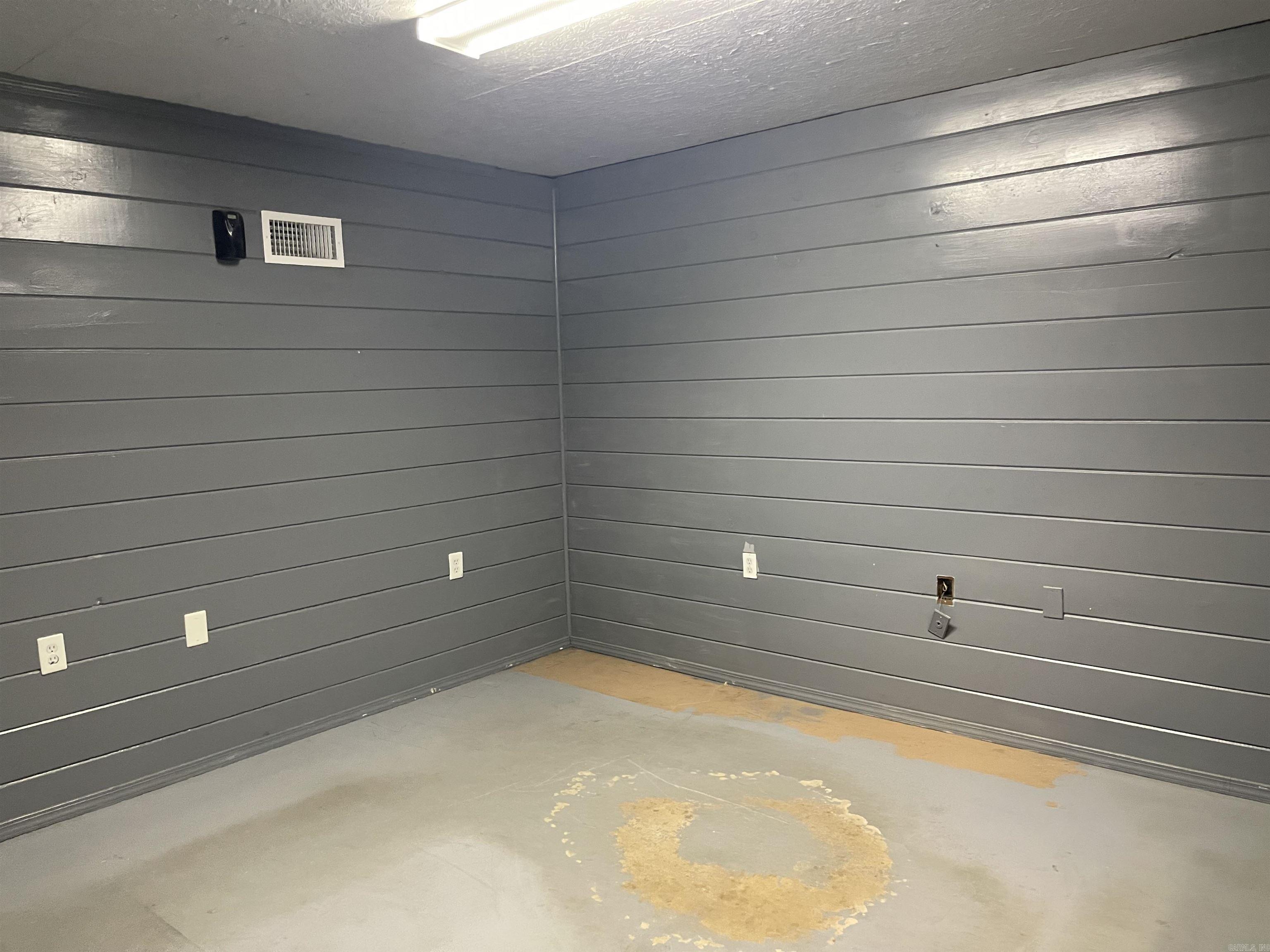 119 Gemar Property Photo 21
