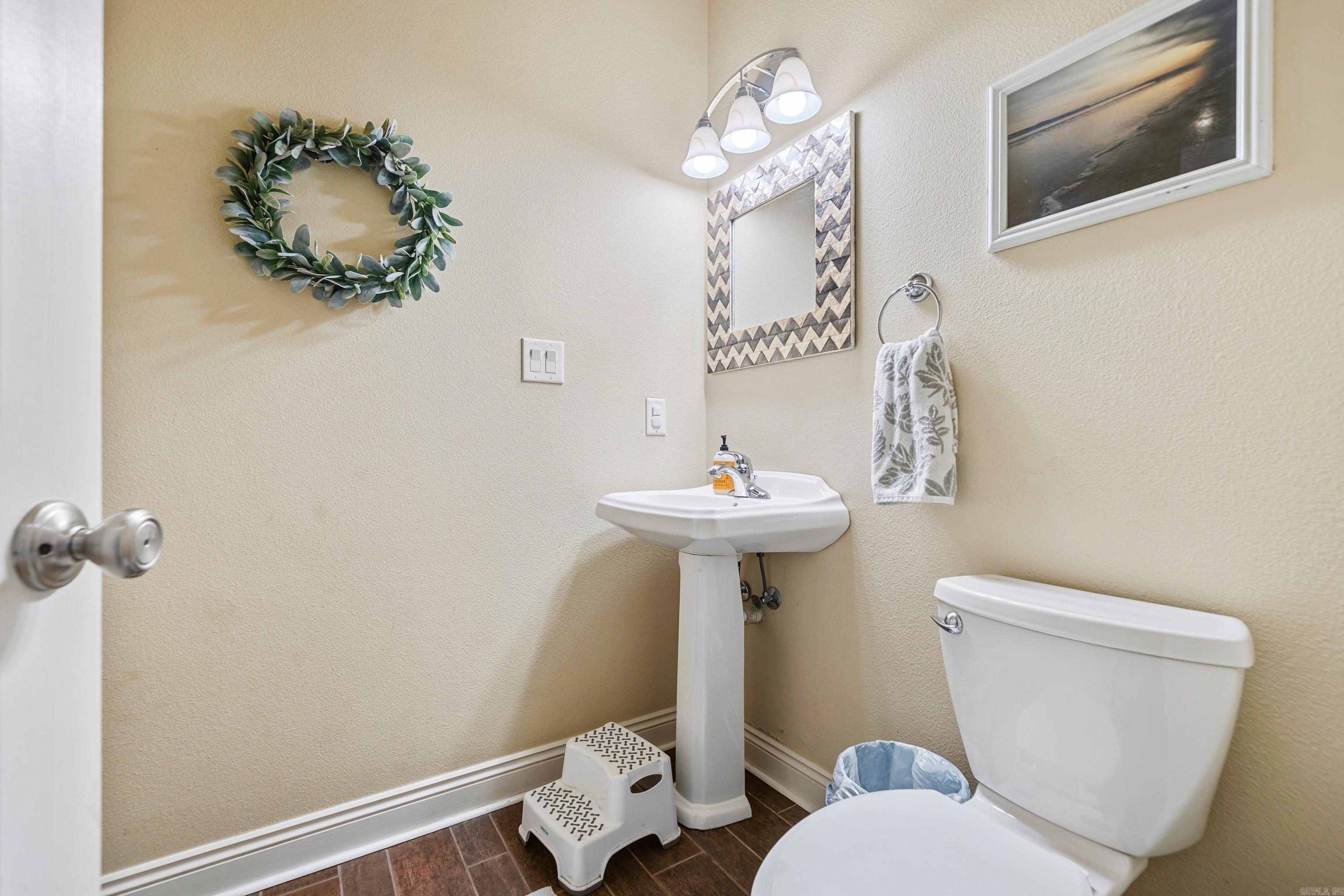 80 Stonegate Terrace Property Photo 39
