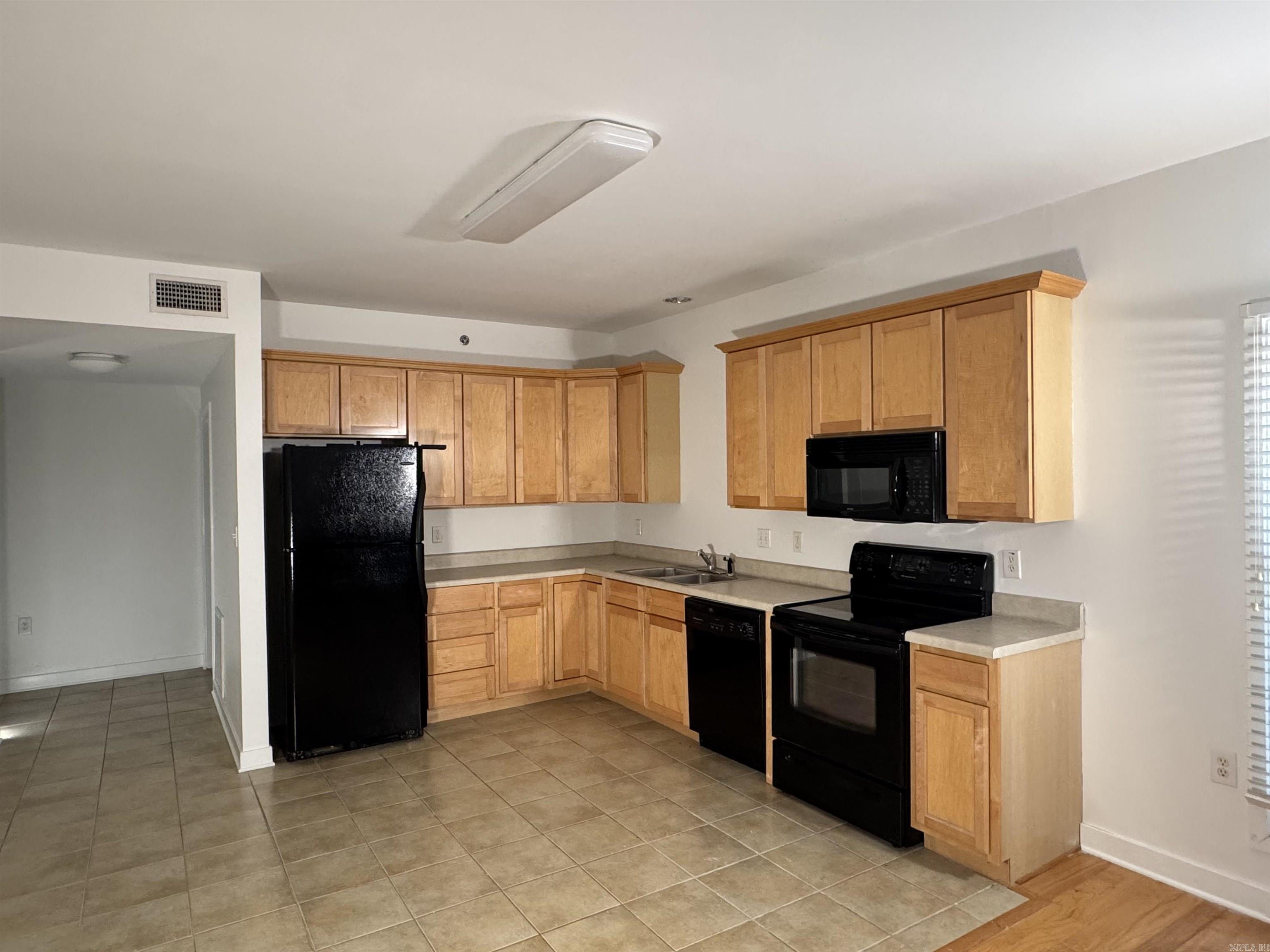 515 E Capitol Avenue 104 Property Photo 2
