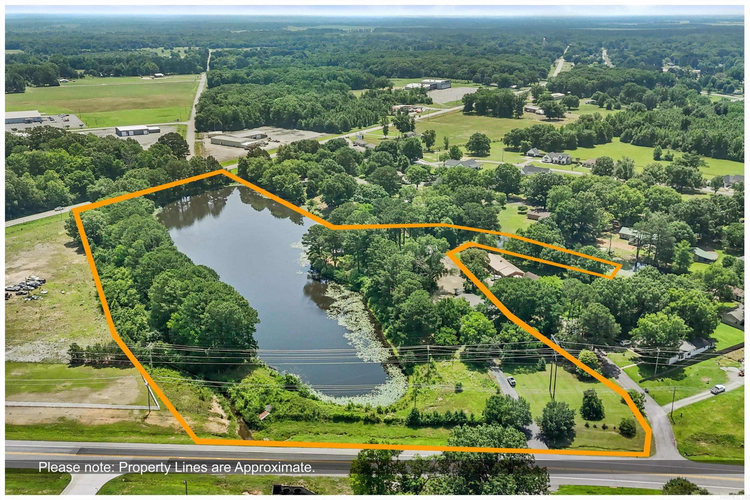 216 East Line Rd Property Photo 1