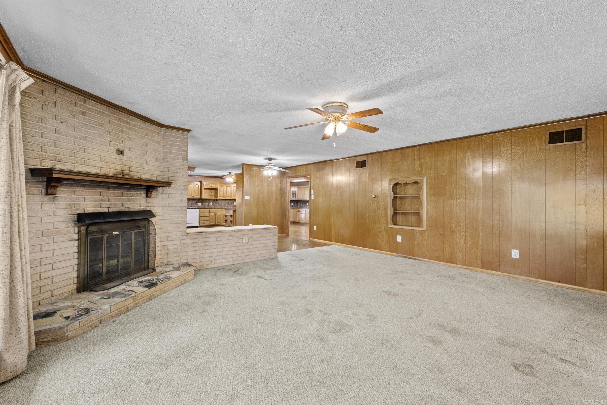 216 East Line Rd Property Photo 11