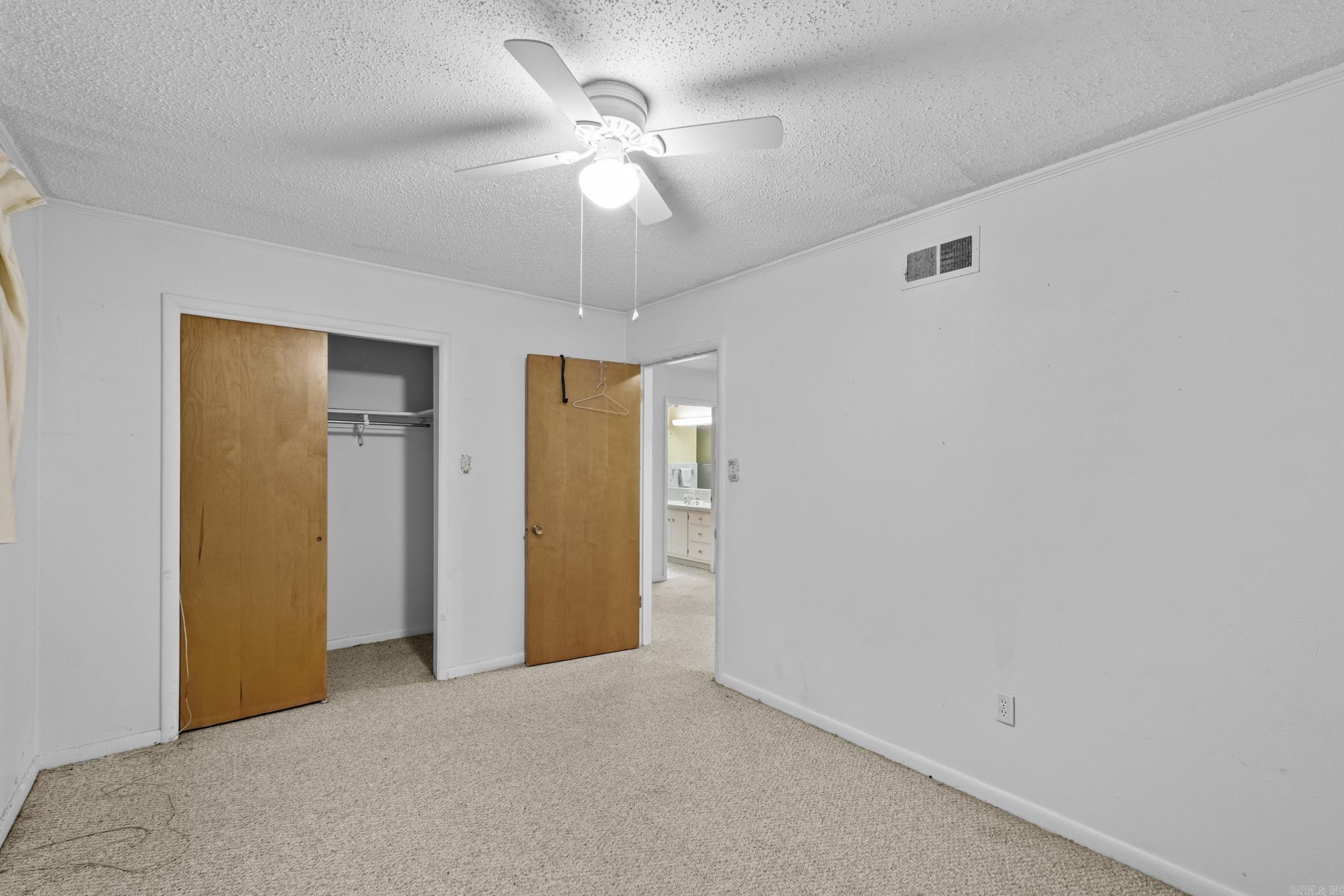 216 East Line Rd Property Photo 23