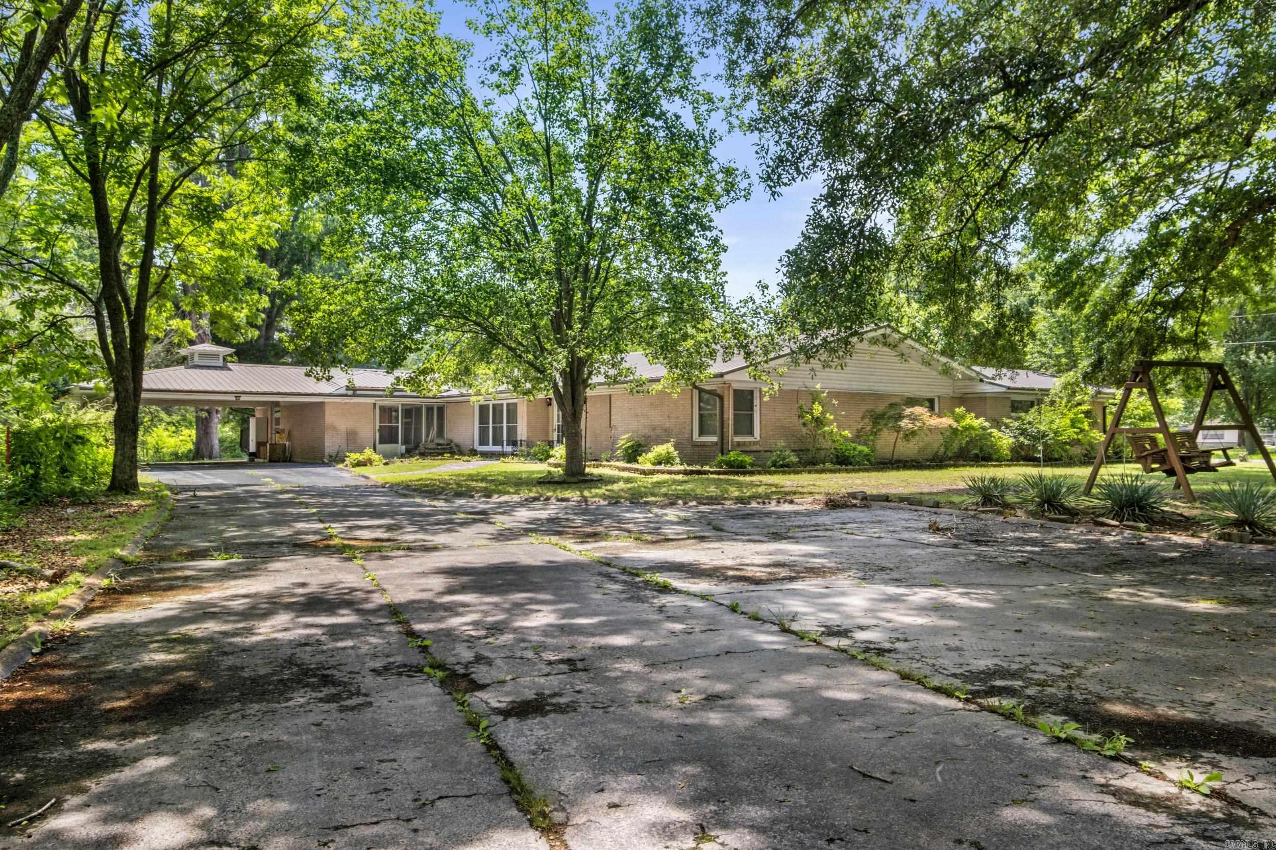 216 East Line Rd Property Photo 35