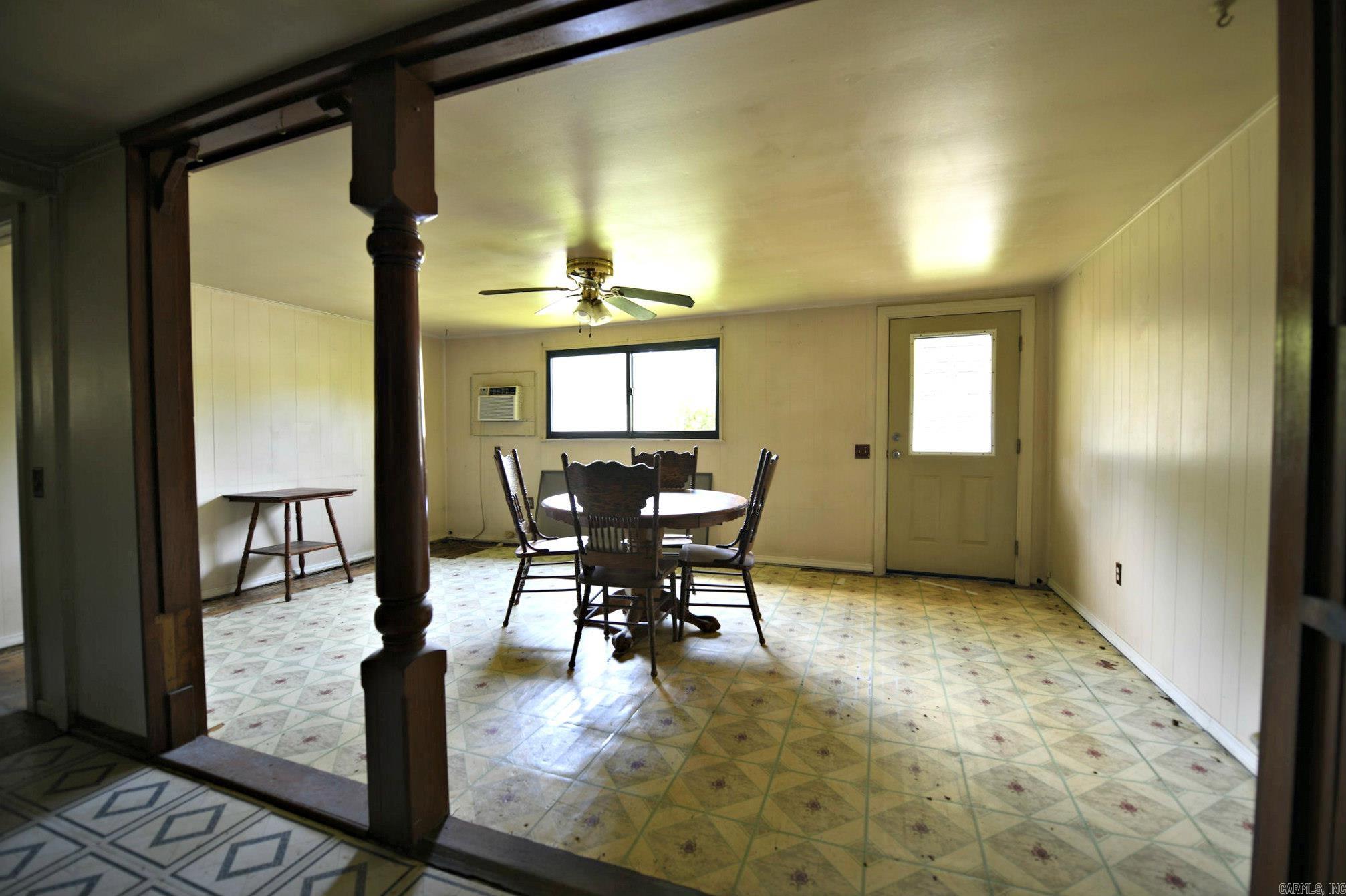1001 Marion Ave Property Photo 3