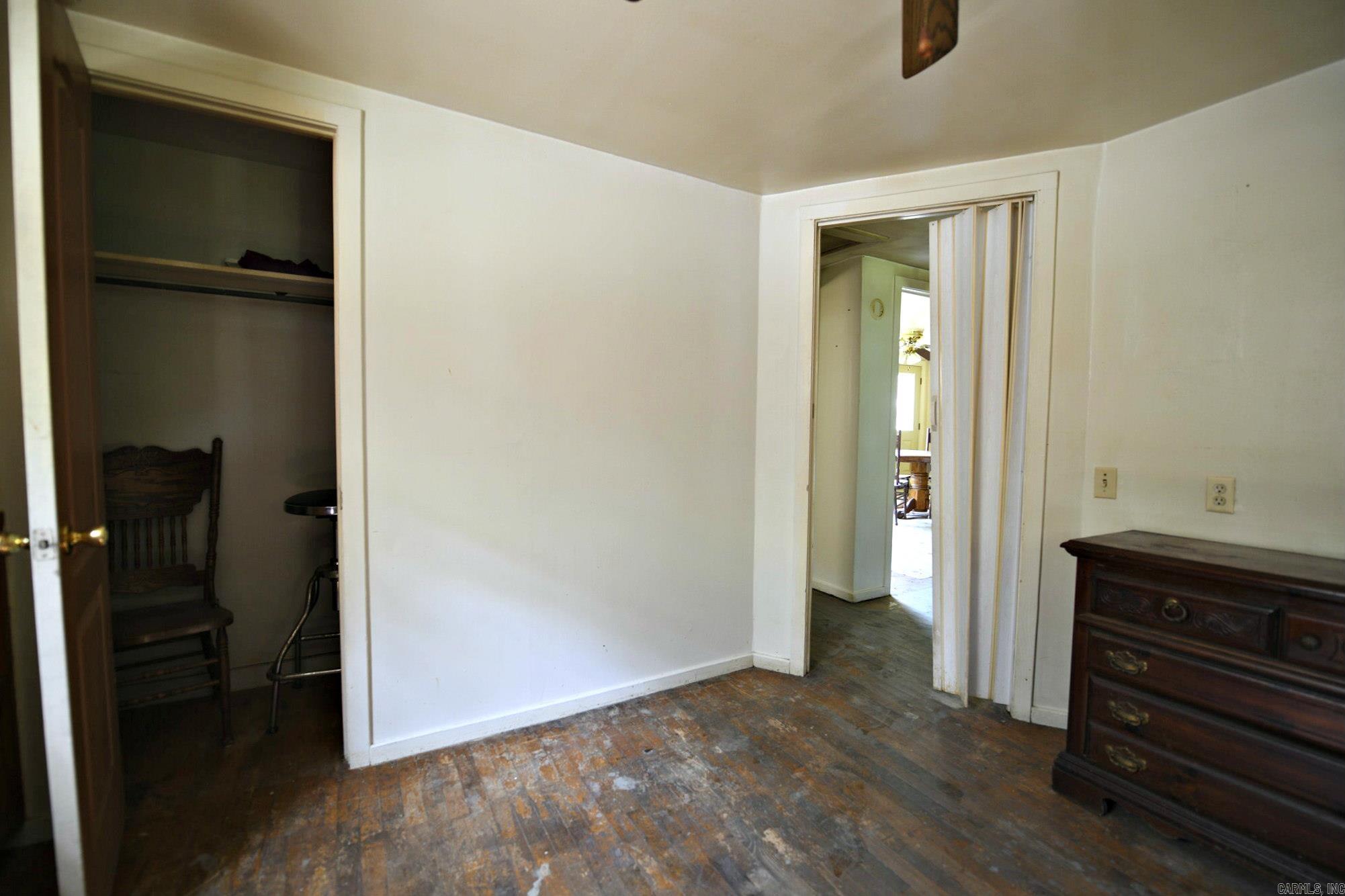1001 Marion Ave Property Photo 22