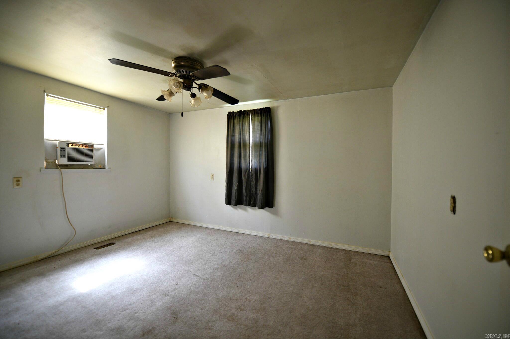 1001 Marion Ave Property Photo 23