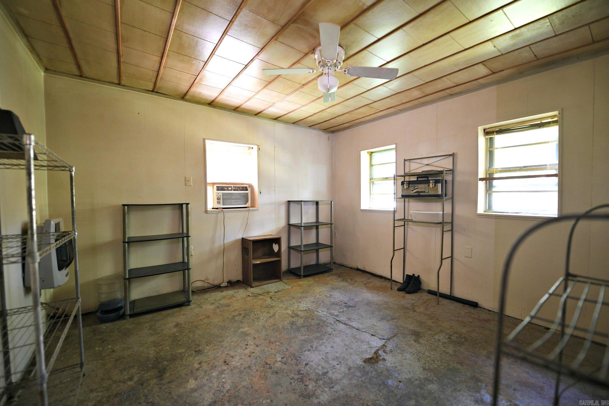 1001 Marion Ave Property Photo 29
