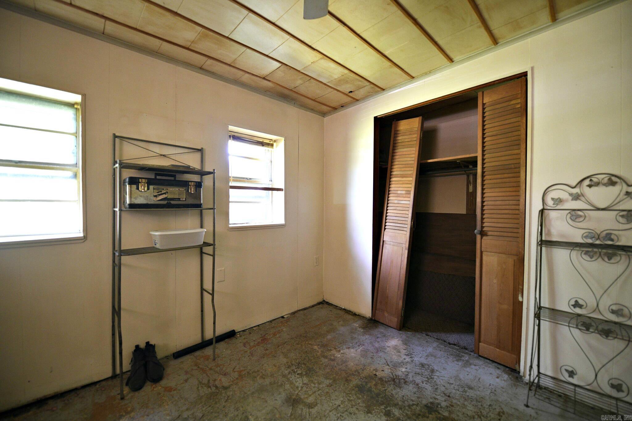 1001 Marion Ave Property Photo 30