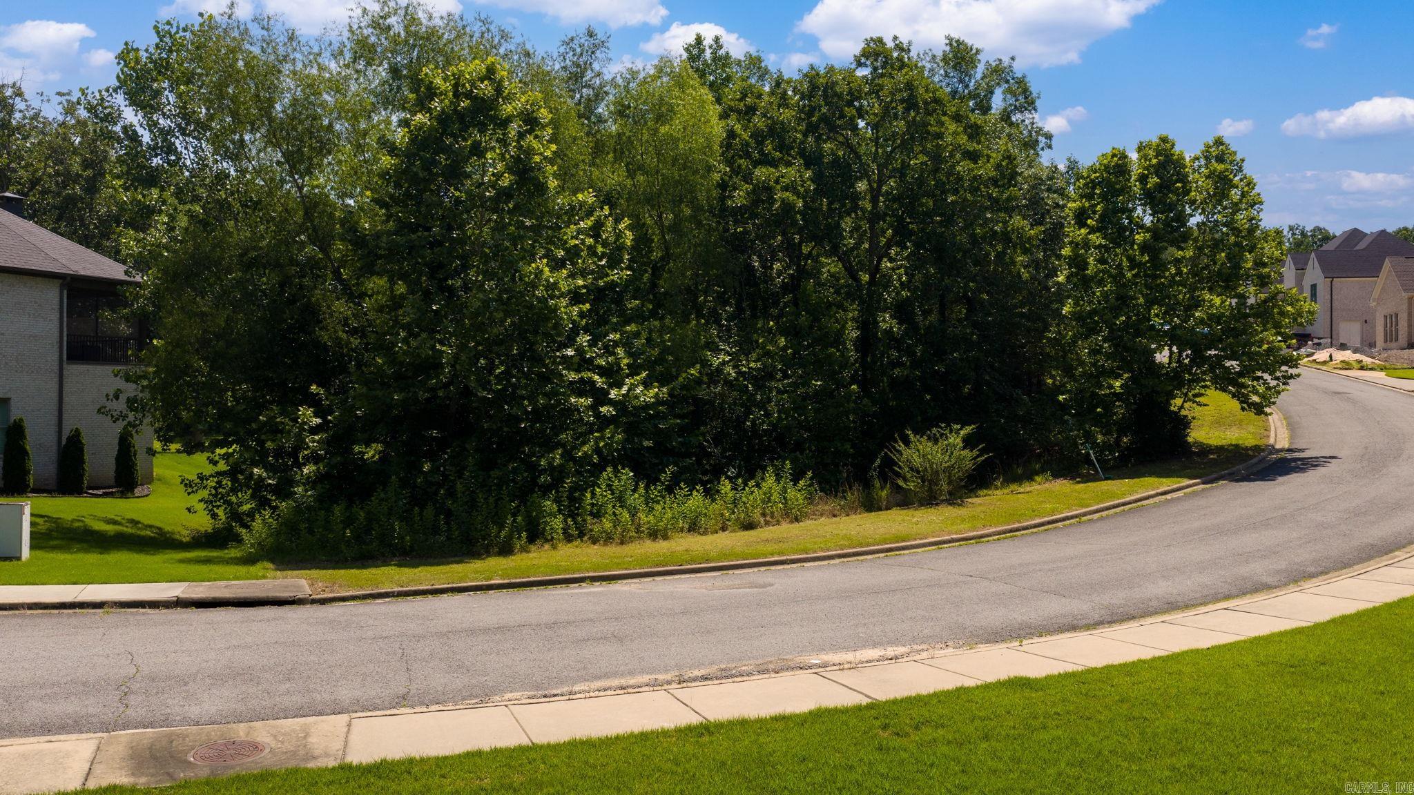 5910 Brush Creek Loop Property Photo 4