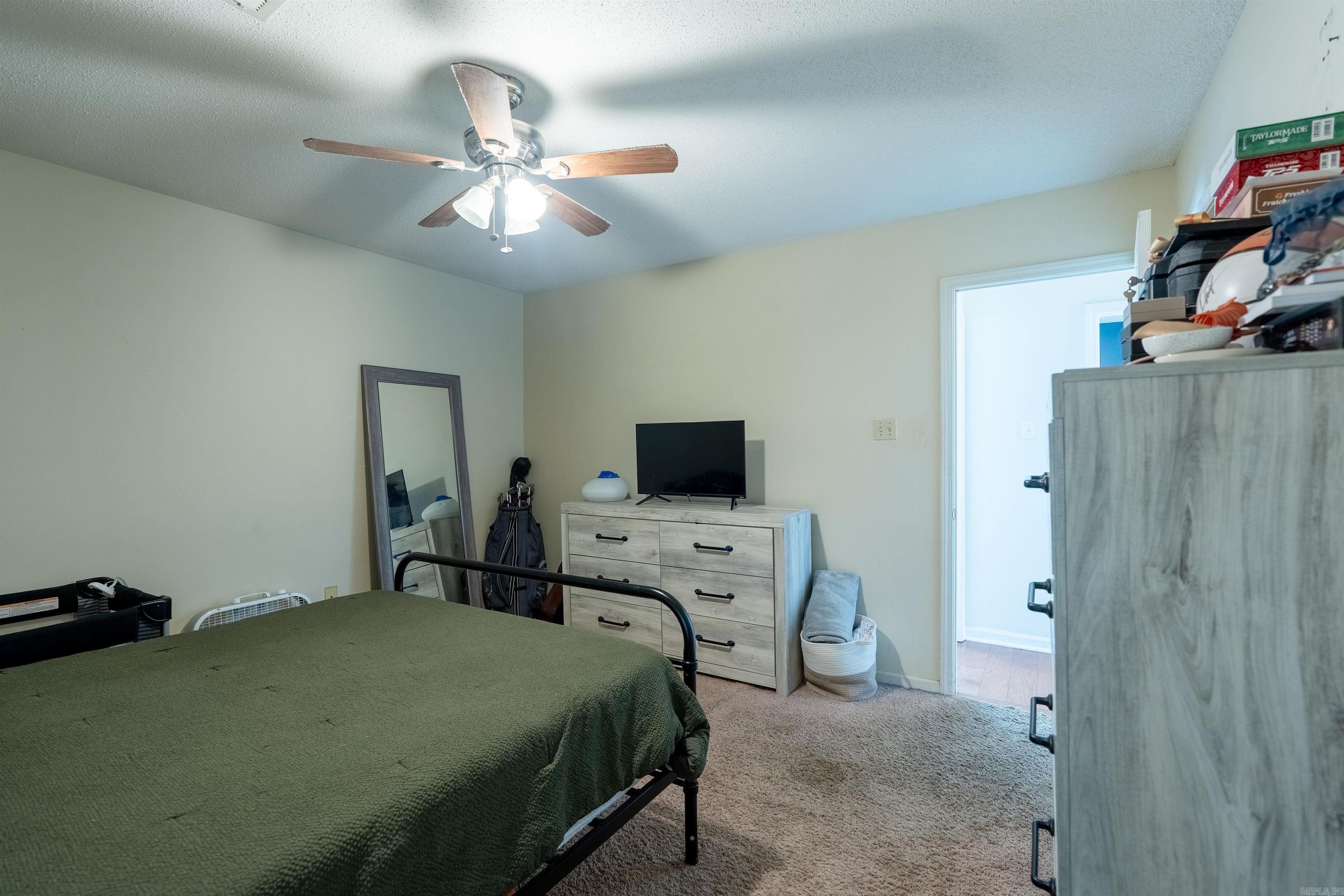 24 Summerview Circle Property Photo 15