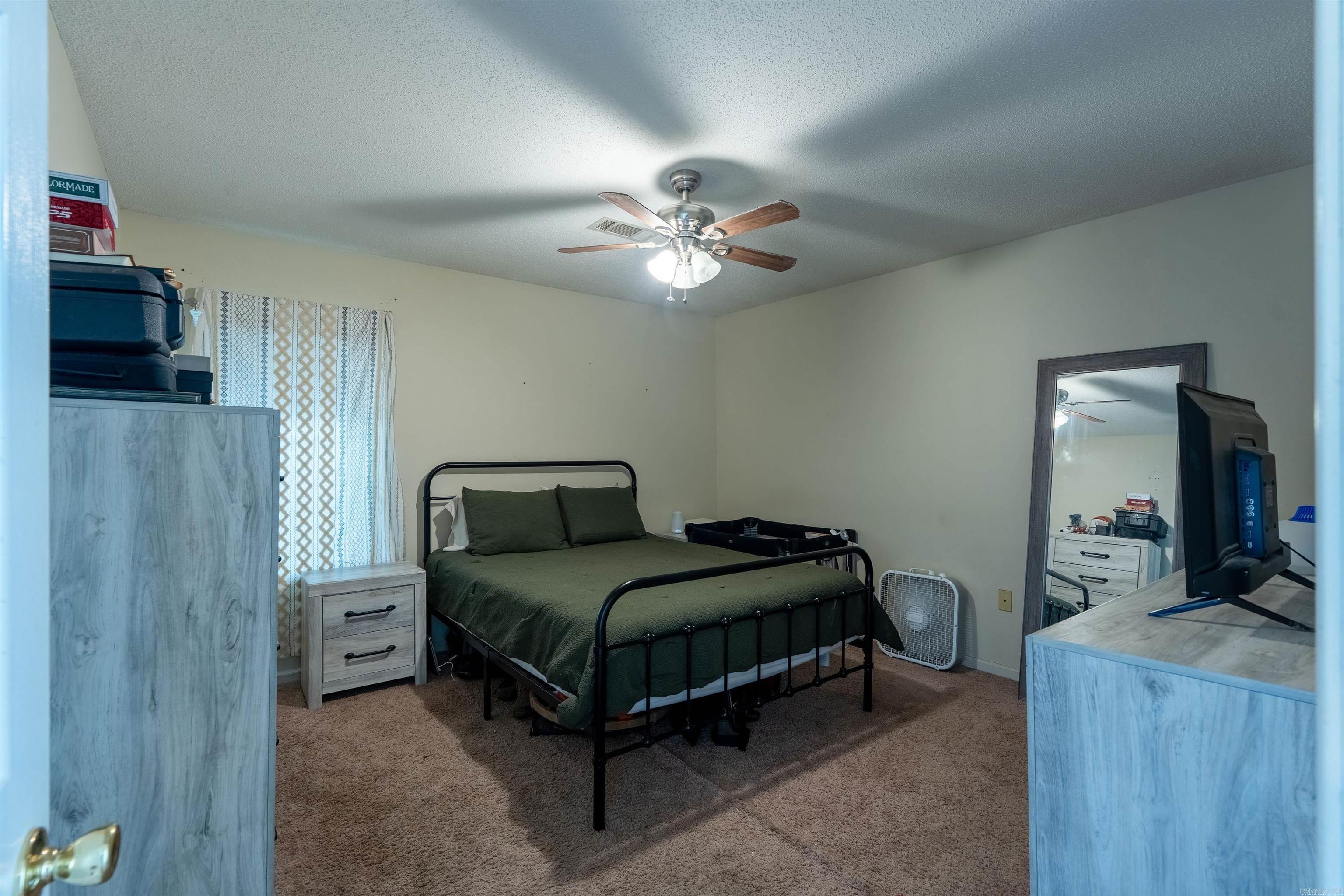 24 Summerview Circle Property Photo 16
