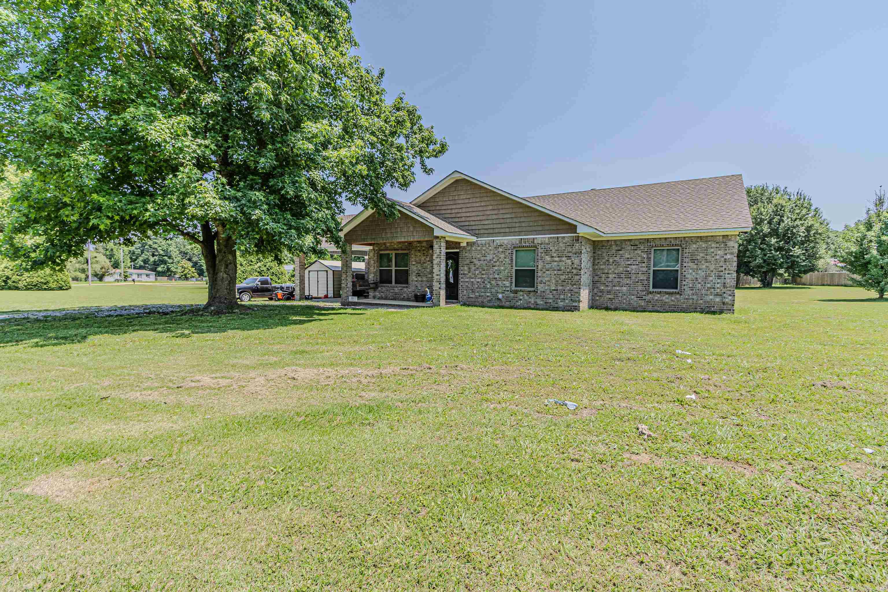 279 Cr 7922 Property Photo 1