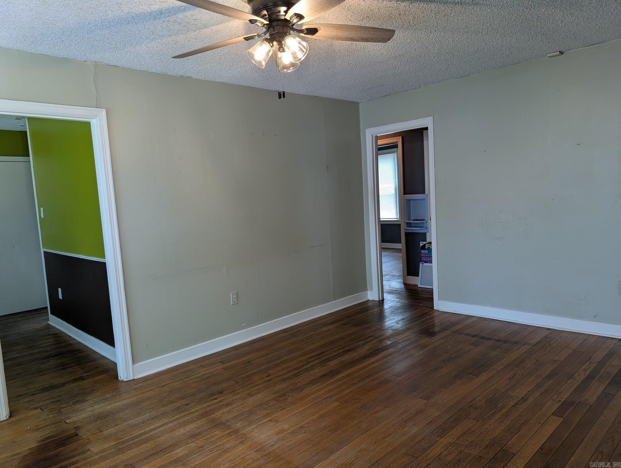 1705 S Pierce Property Photo 8