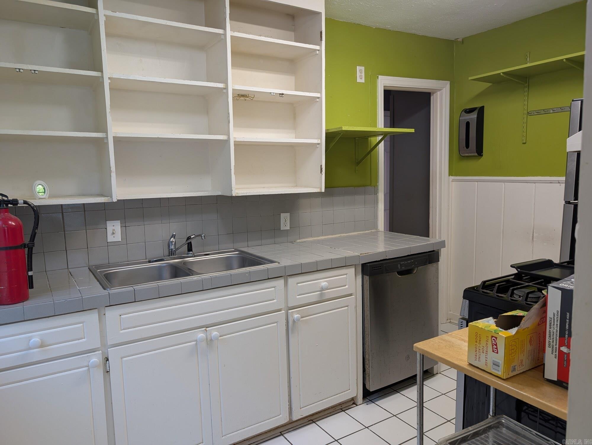 1705 S Pierce Property Photo 11