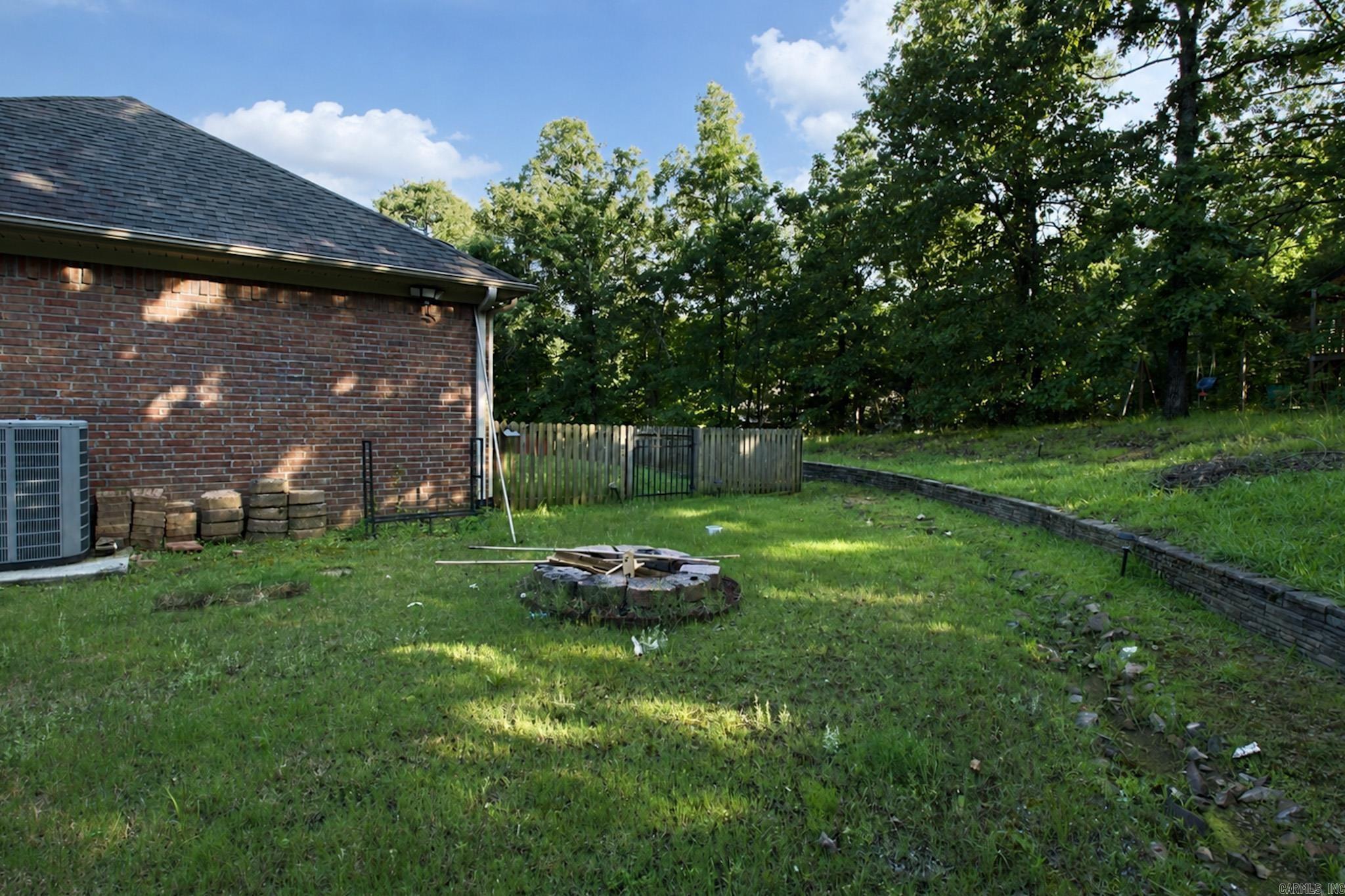 8423 Wolf Creek Ct Property Photo 16