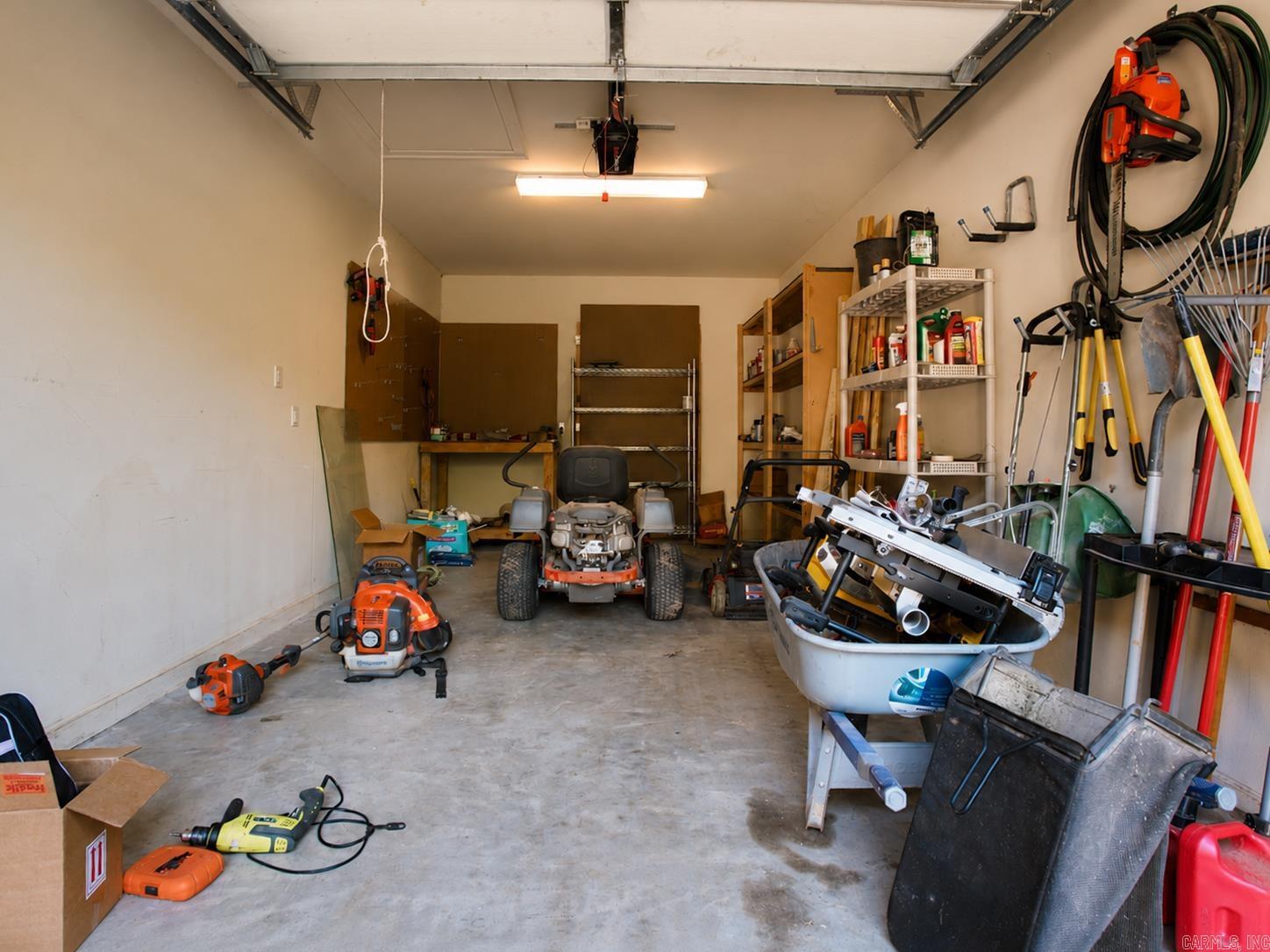 8423 Wolf Creek Ct Property Photo 48