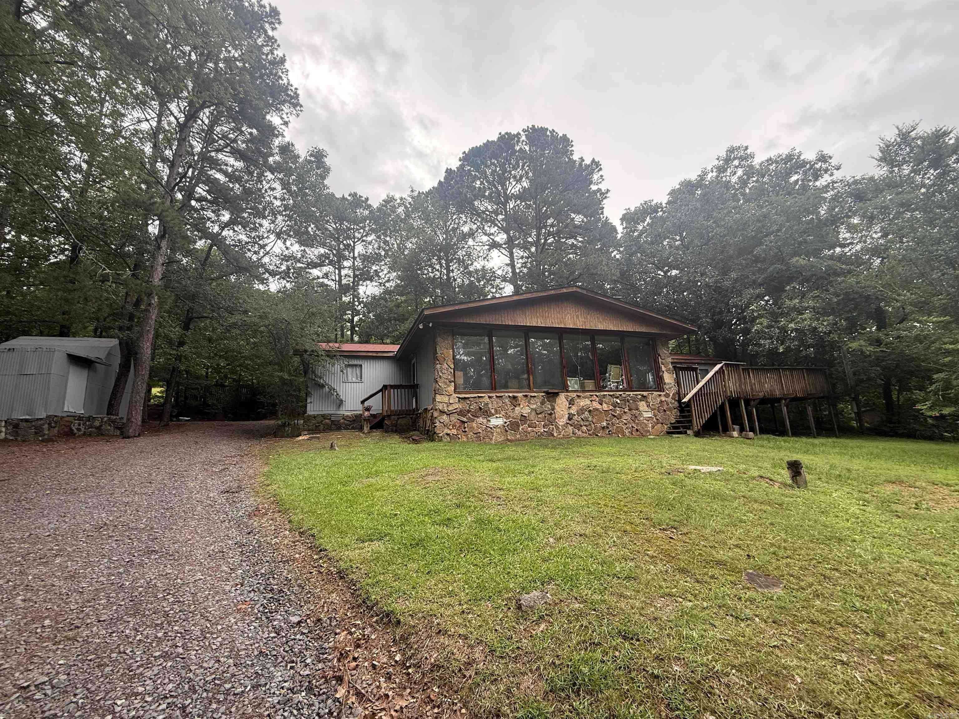 40 Whitewood Circle Property Photo 1