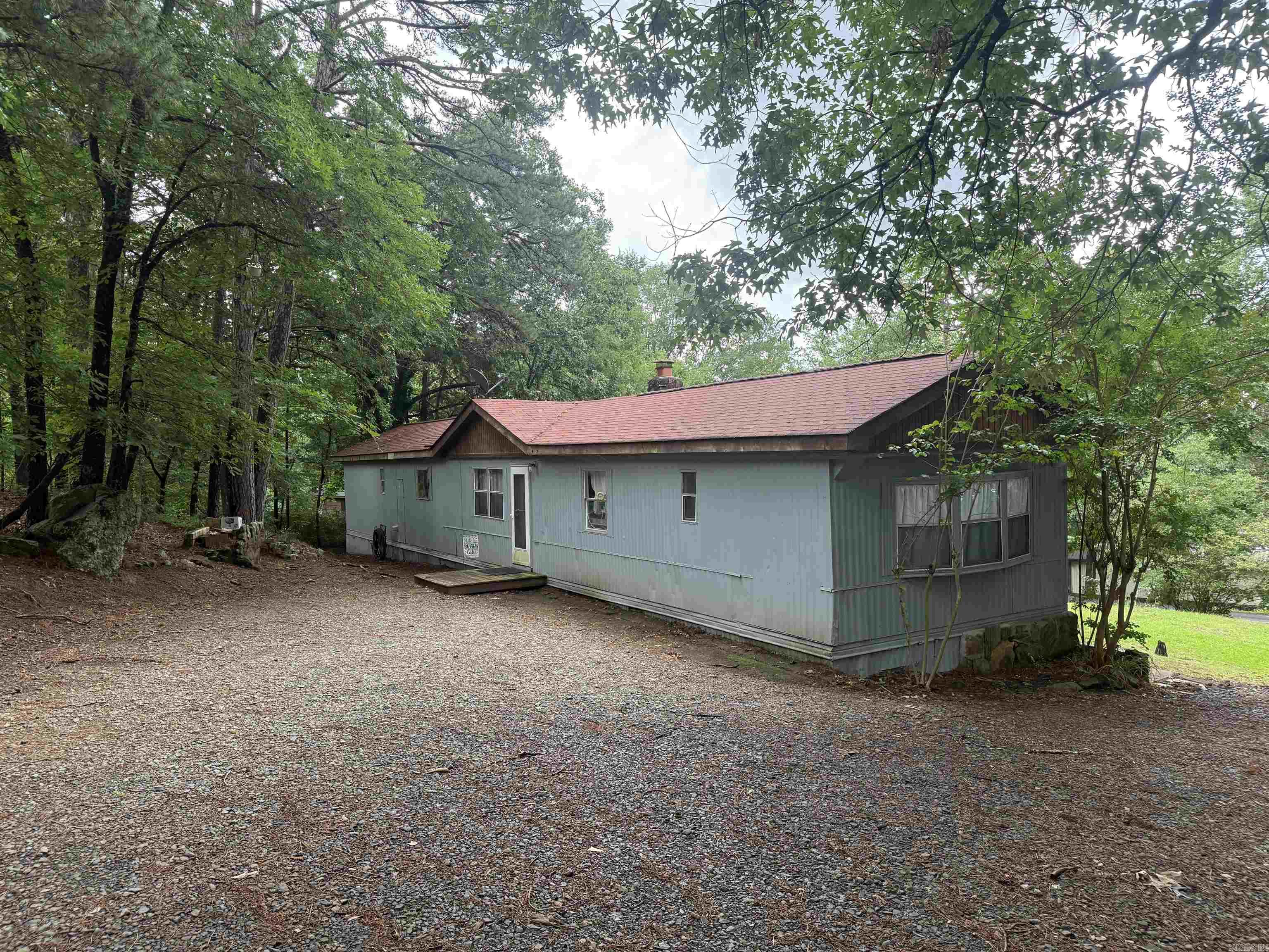 40 Whitewood Circle Property Photo 5