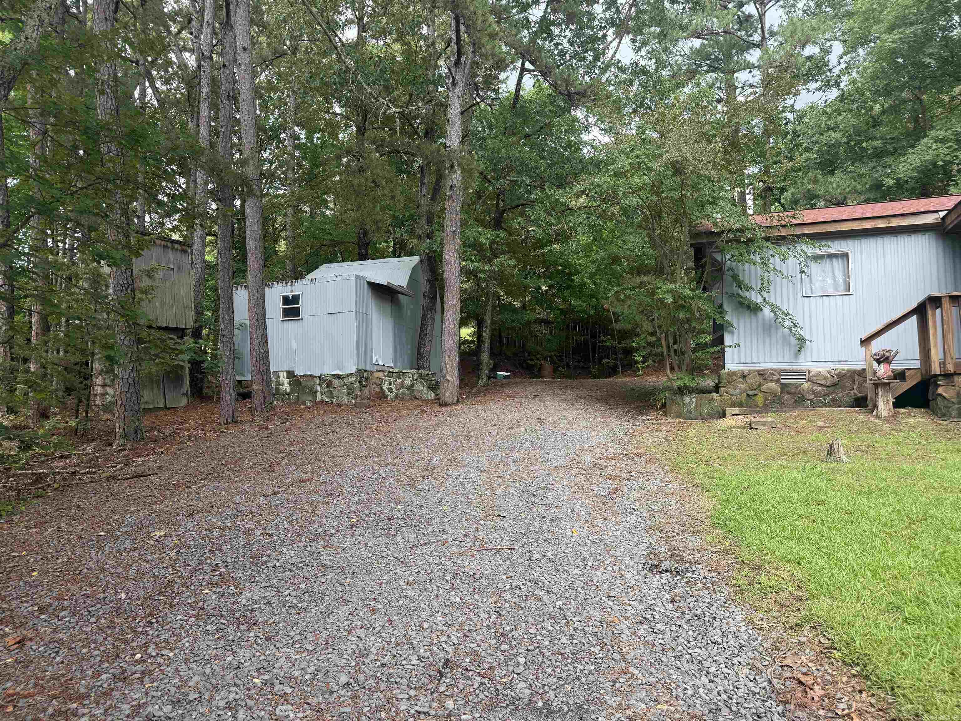 40 Whitewood Circle Property Photo 6