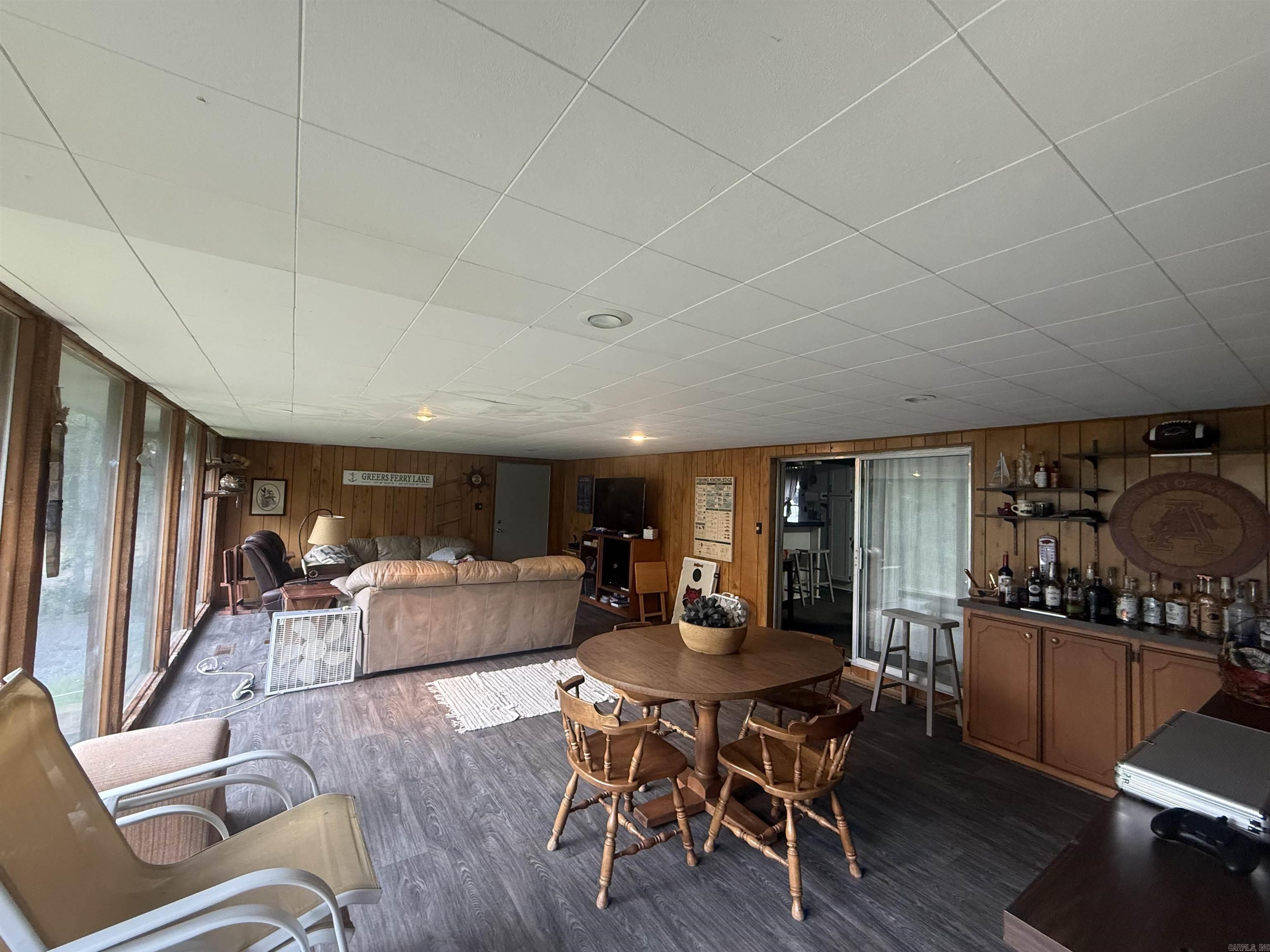 40 Whitewood Circle Property Photo 10