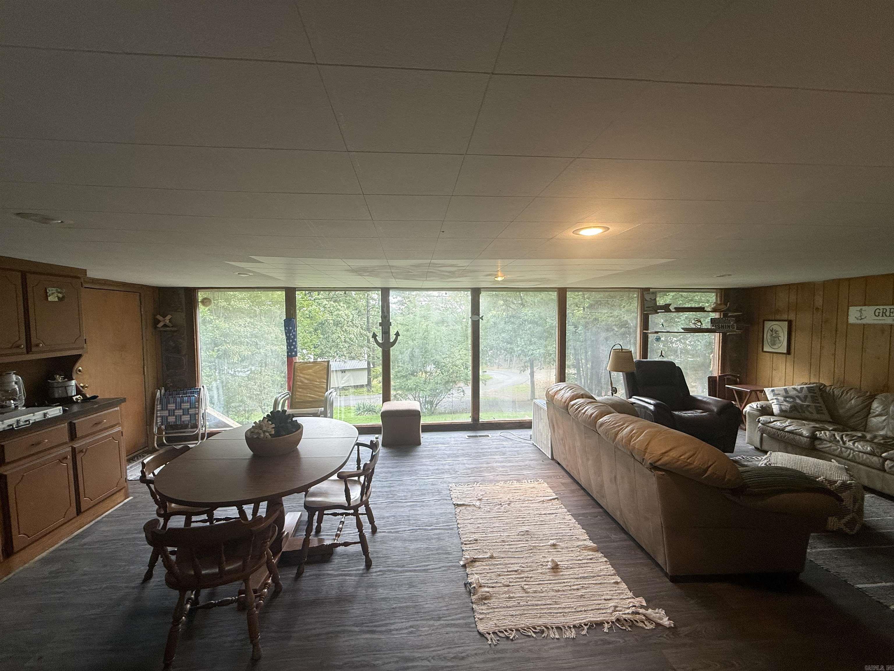 40 Whitewood Circle Property Photo 12