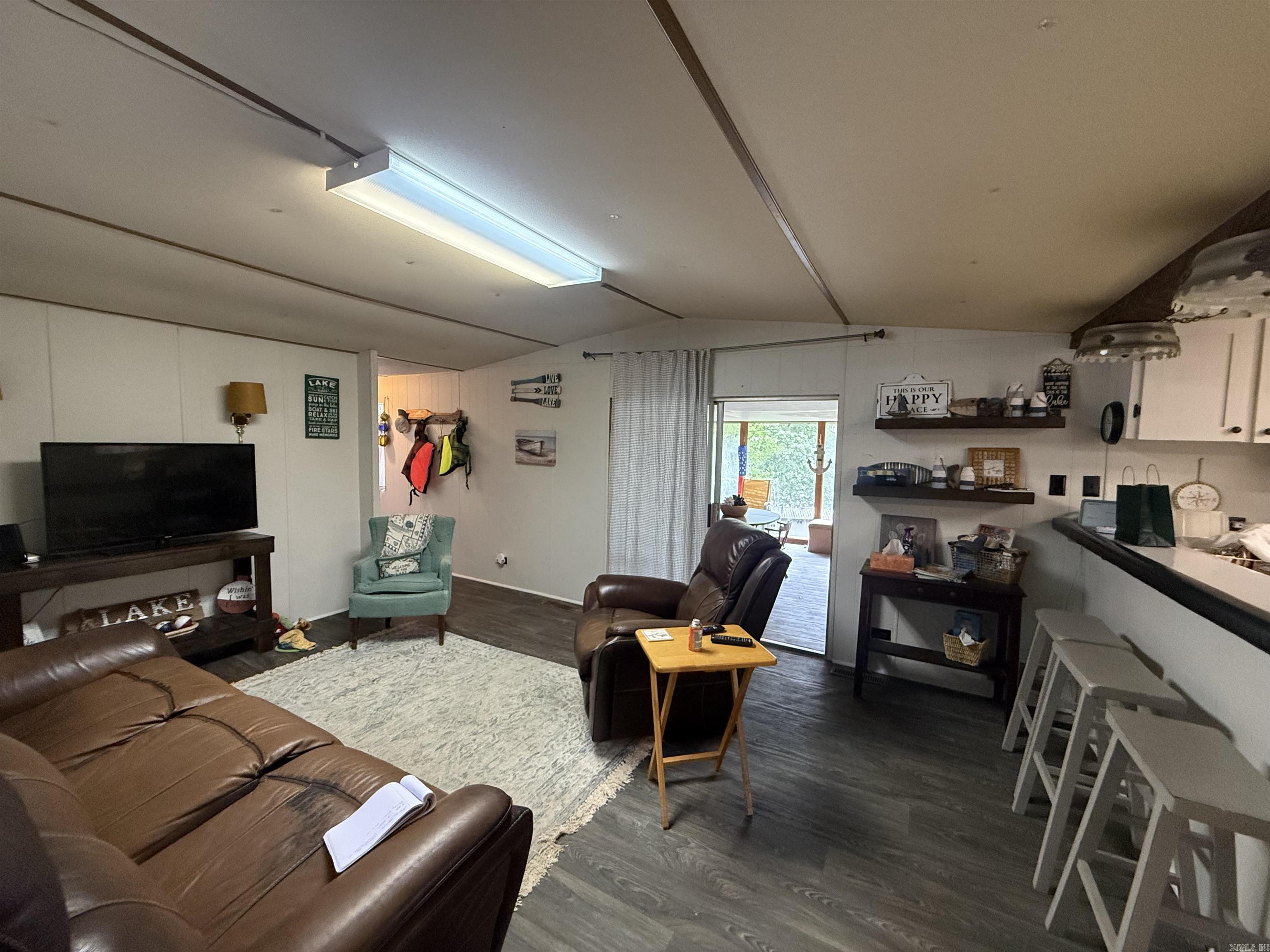 40 Whitewood Circle Property Photo 26
