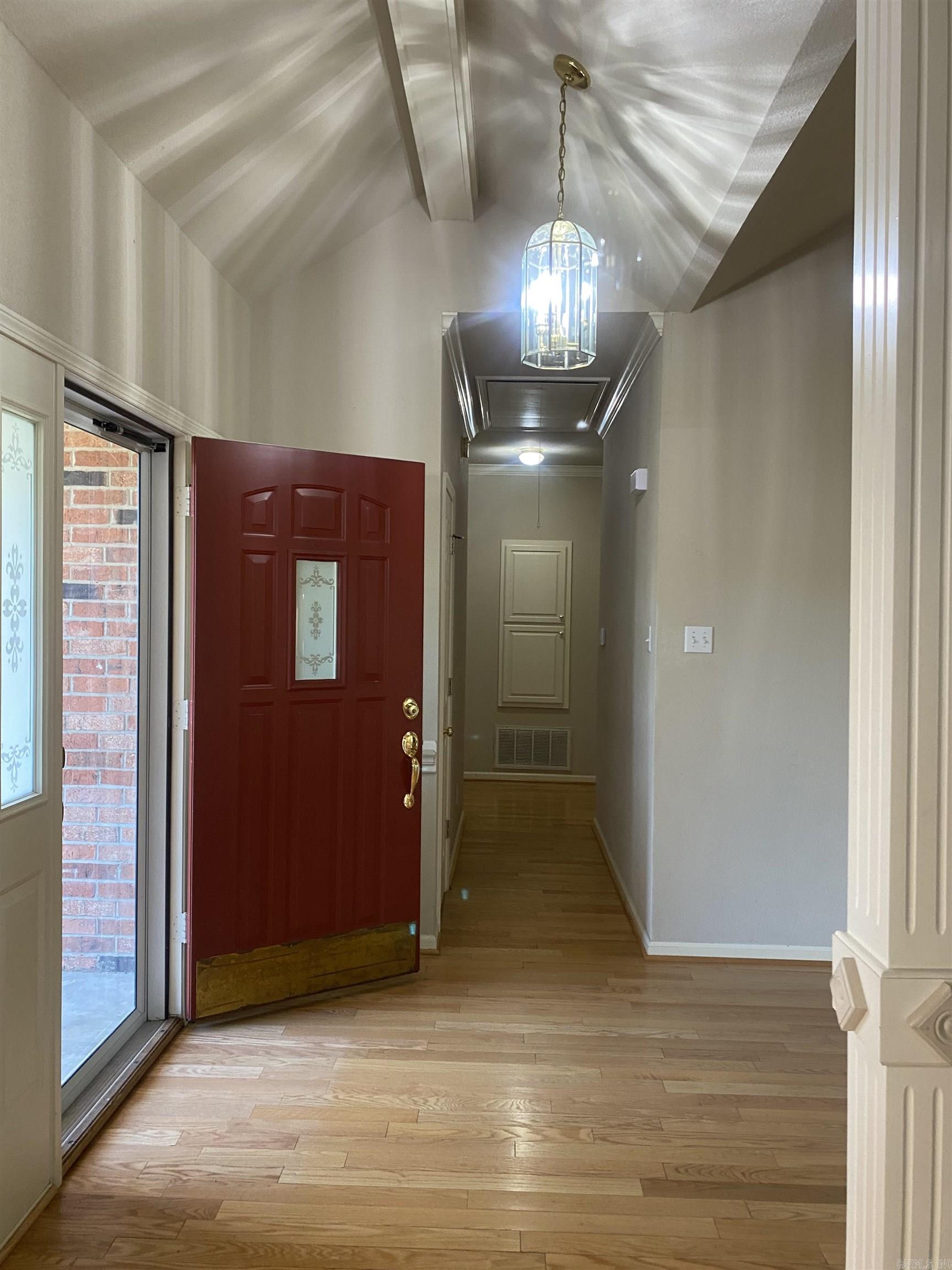 3328 Meadow Creek Drive Property Photo 9