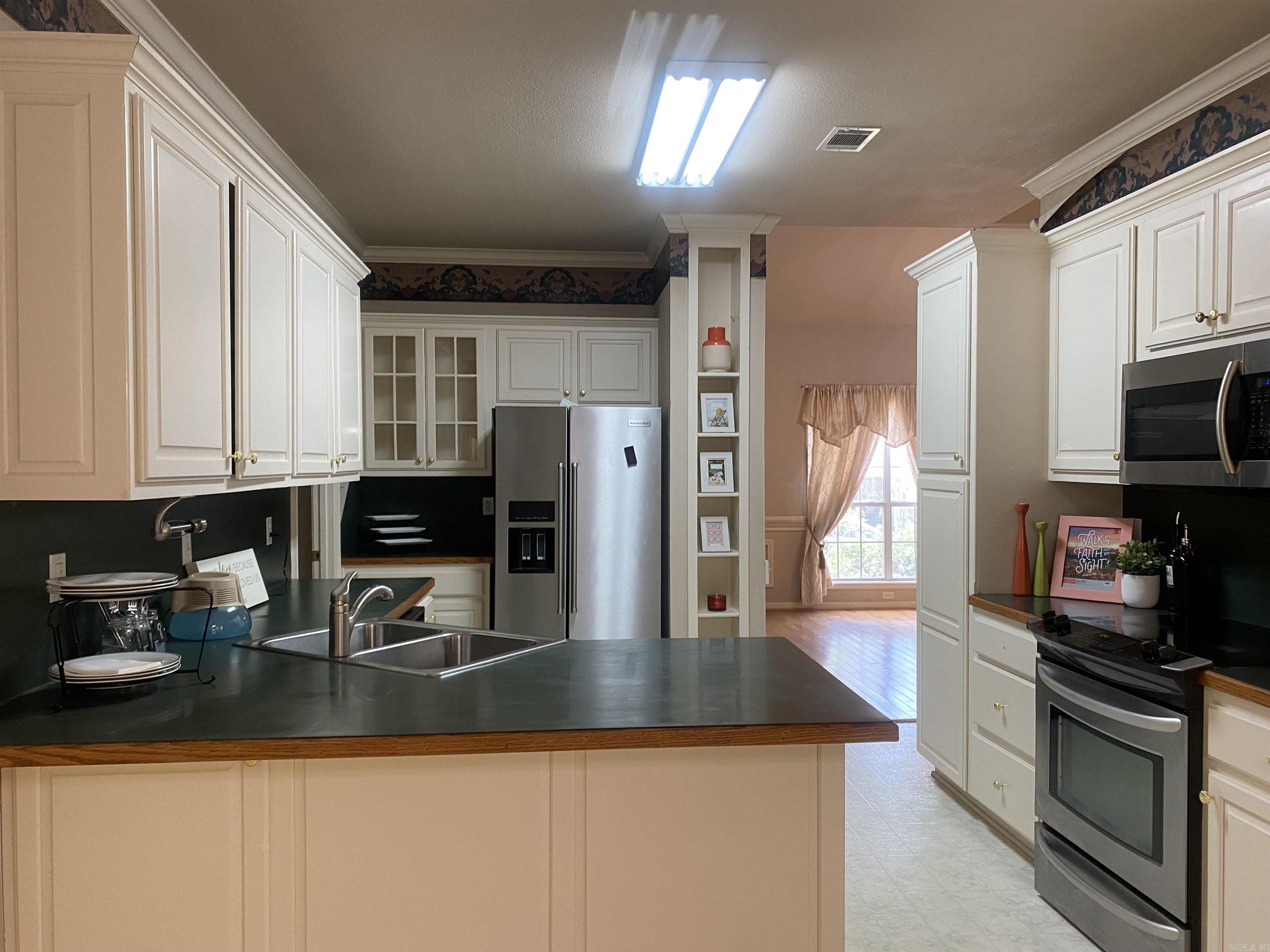 3328 Meadow Creek Drive Property Photo 19