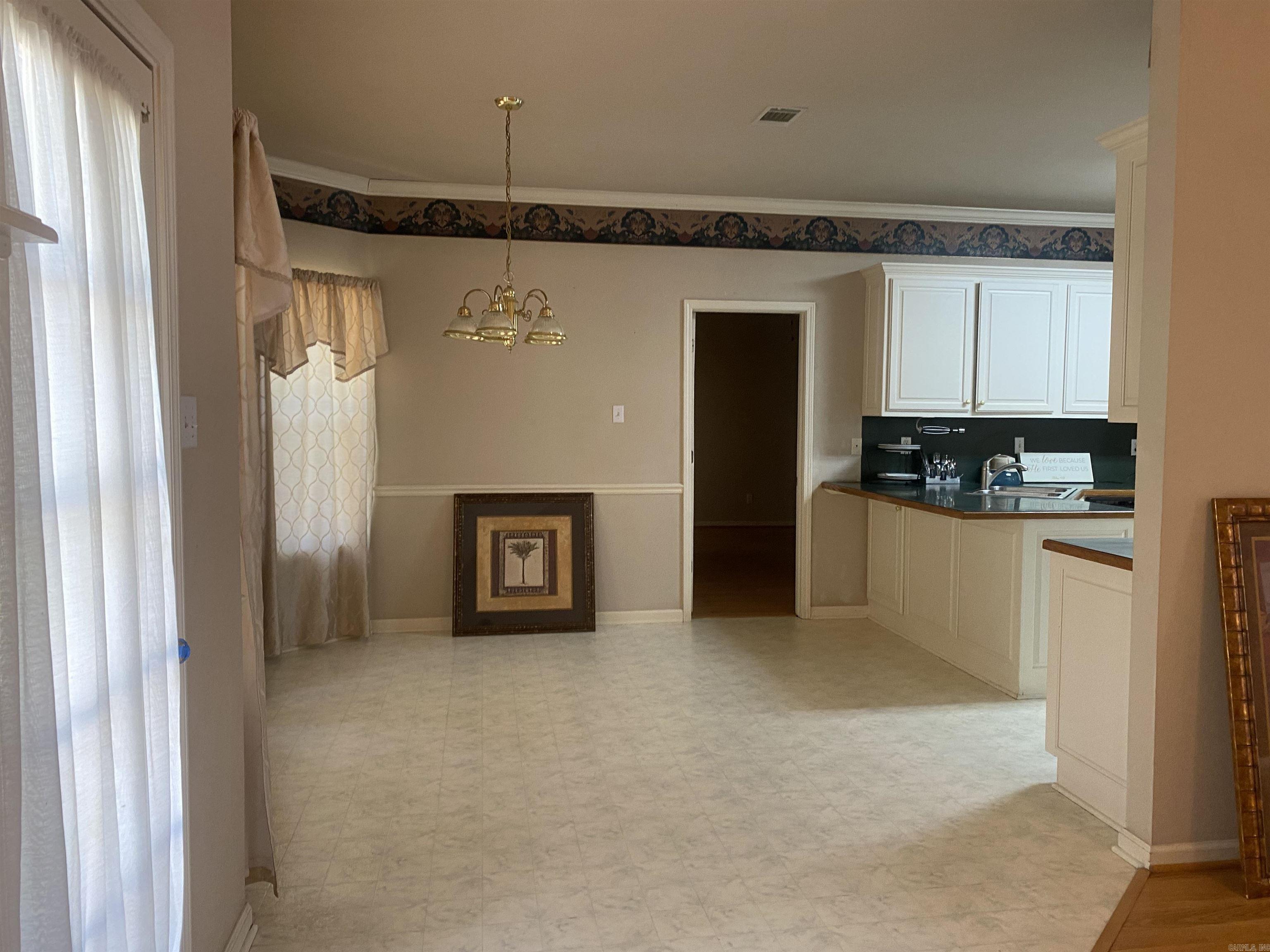 3328 Meadow Creek Drive Property Photo 21