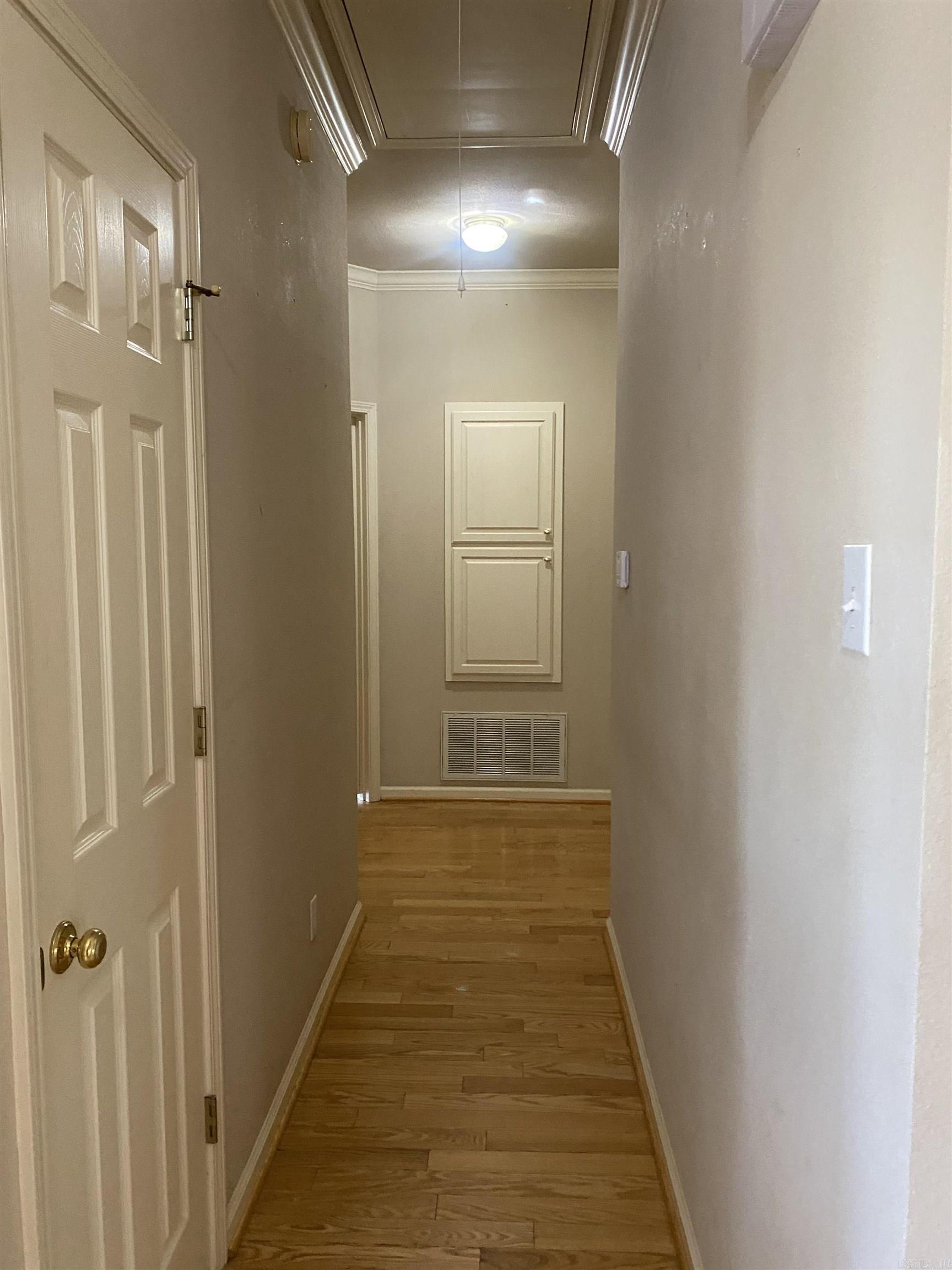 3328 Meadow Creek Drive Property Photo 25