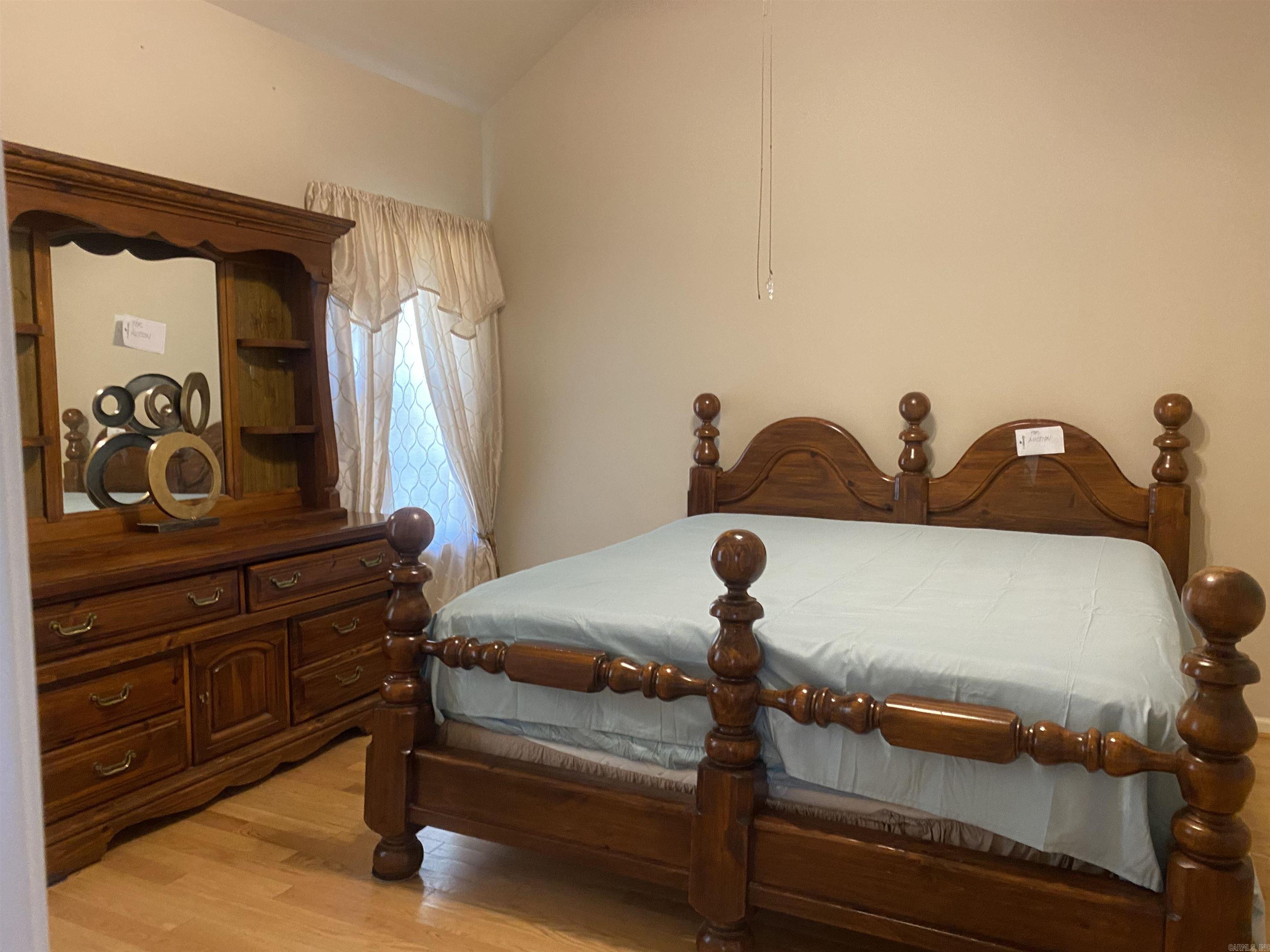 3328 Meadow Creek Drive Property Photo 27