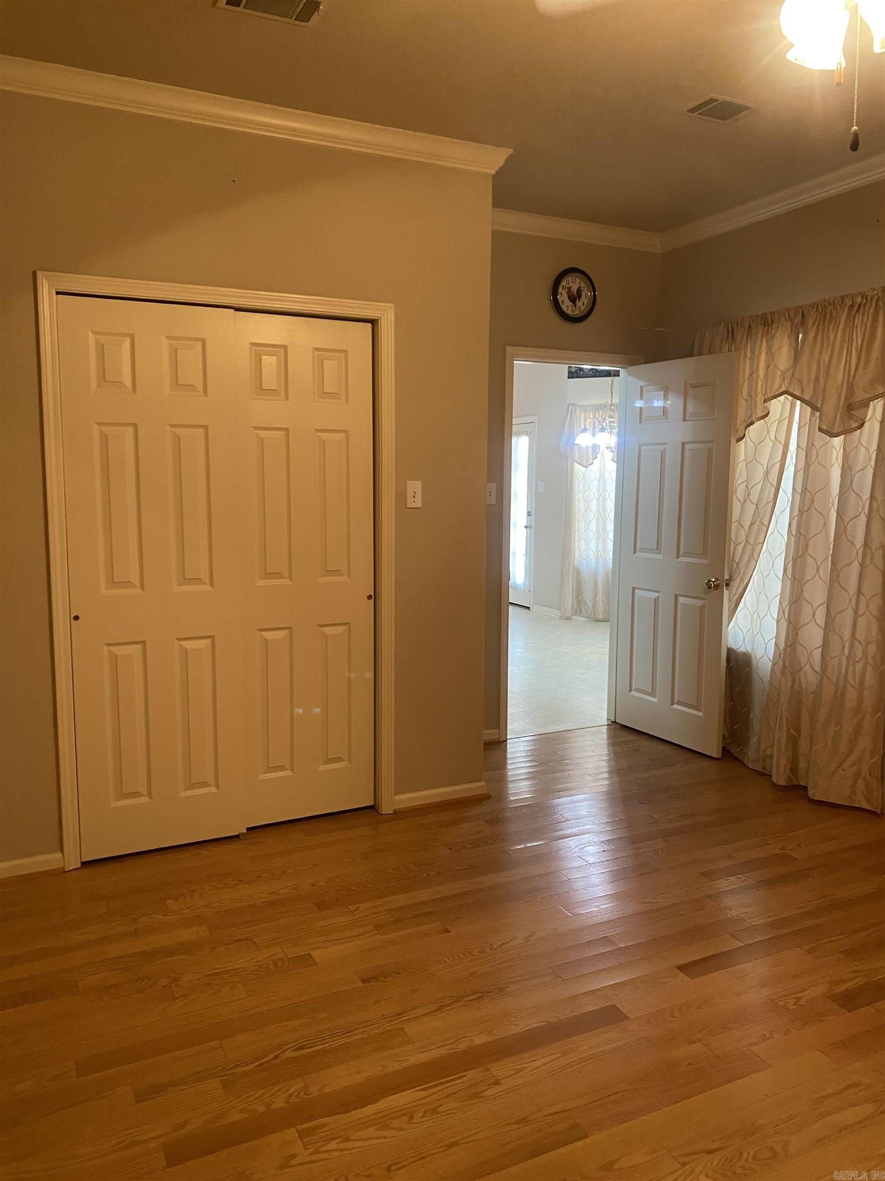 3328 Meadow Creek Drive Property Photo 37