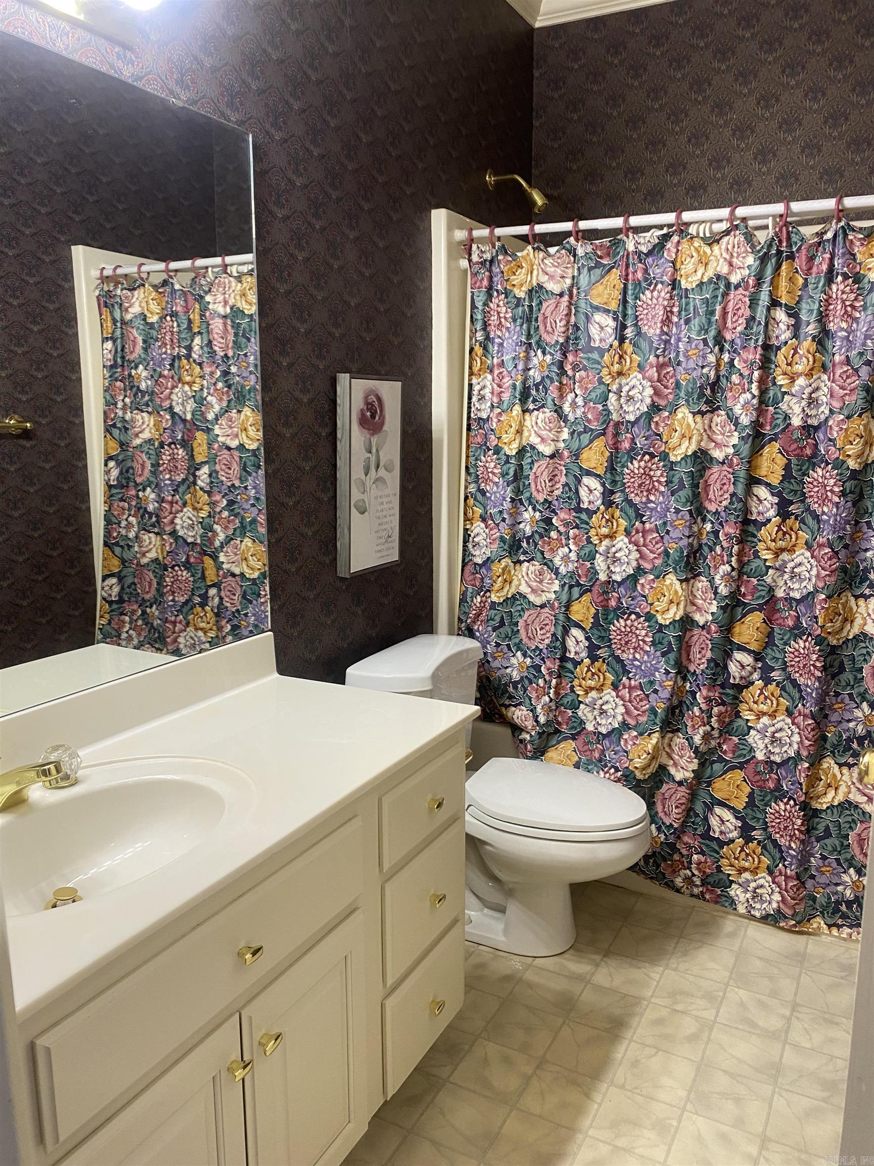 3328 Meadow Creek Drive Property Photo 38