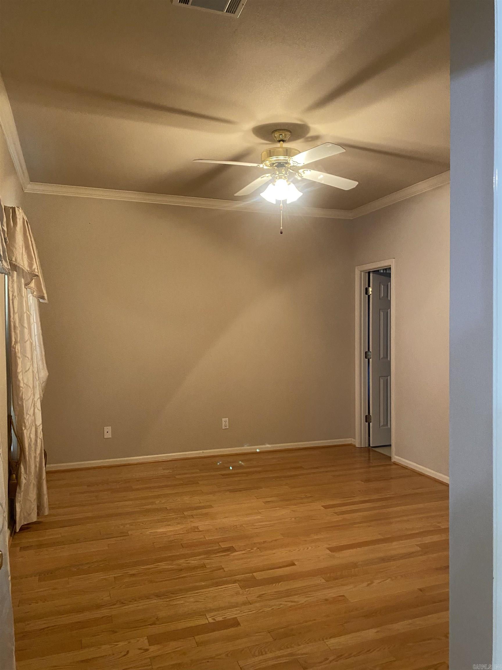3328 Meadow Creek Drive Property Photo 41
