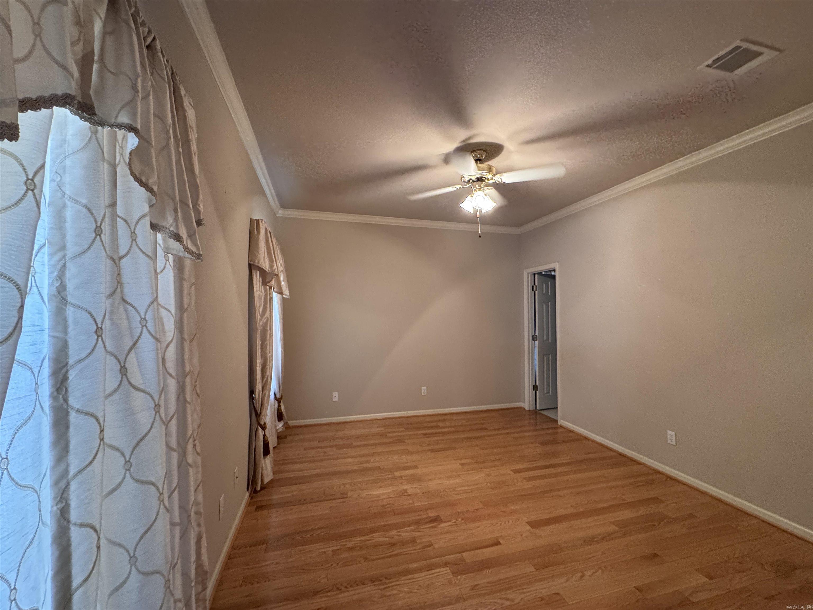 3328 Meadow Creek Drive Property Photo 42