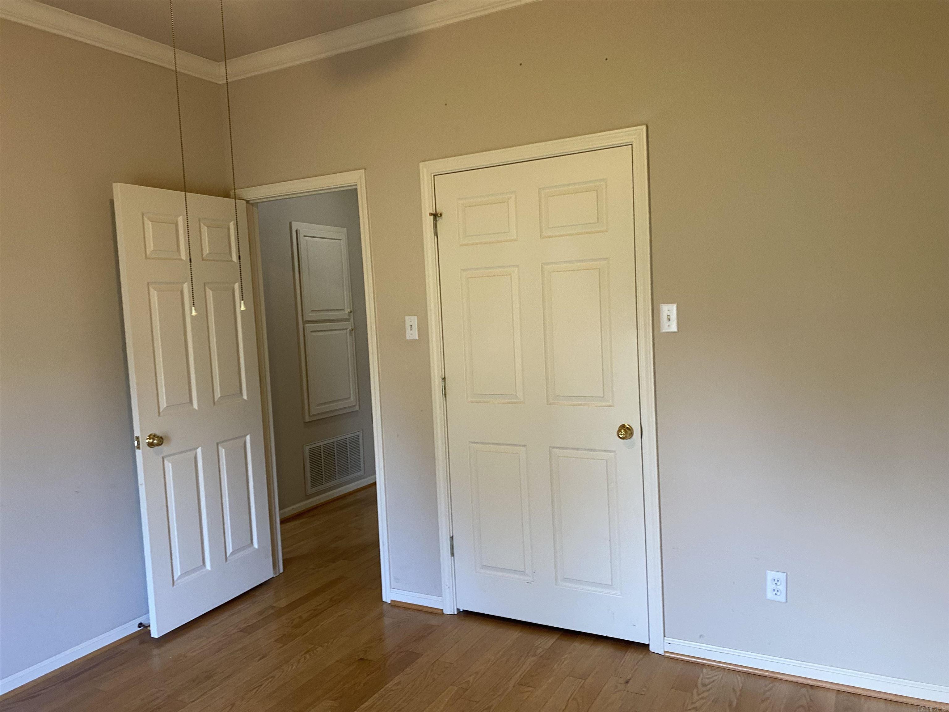 3328 Meadow Creek Drive Property Photo 48