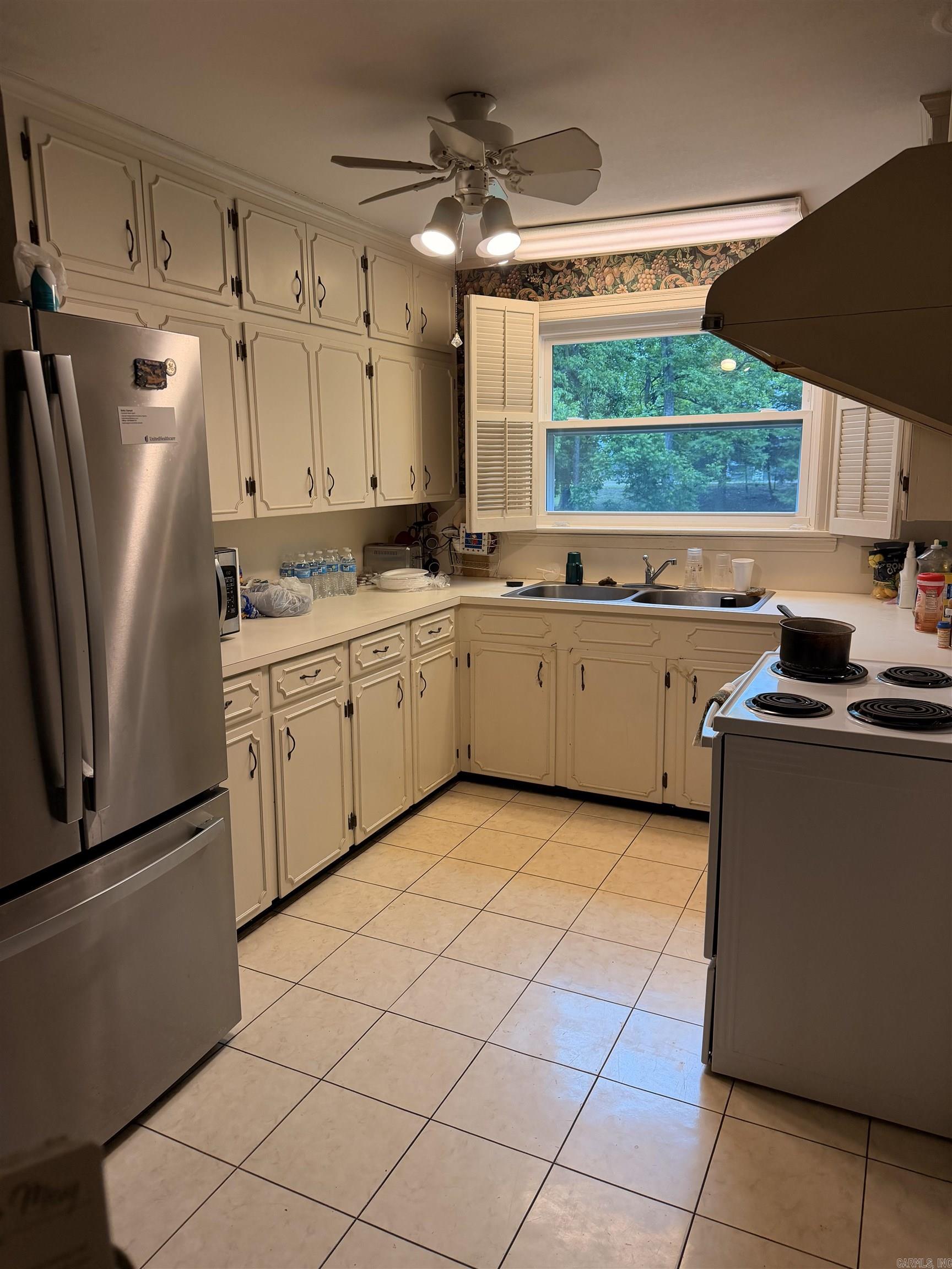 18 Wolfe Drive Property Photo 4
