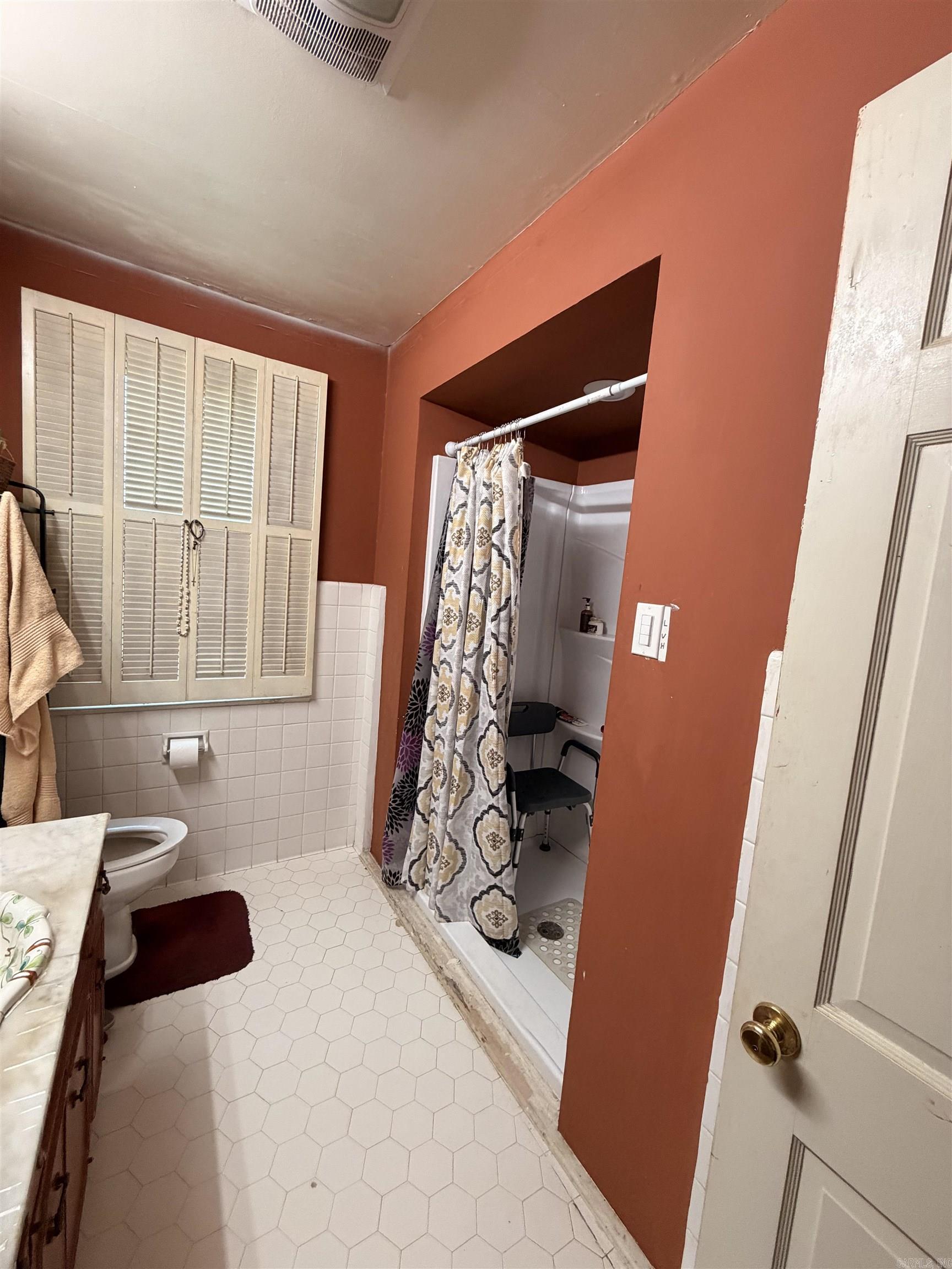 18 Wolfe Drive Property Photo 8