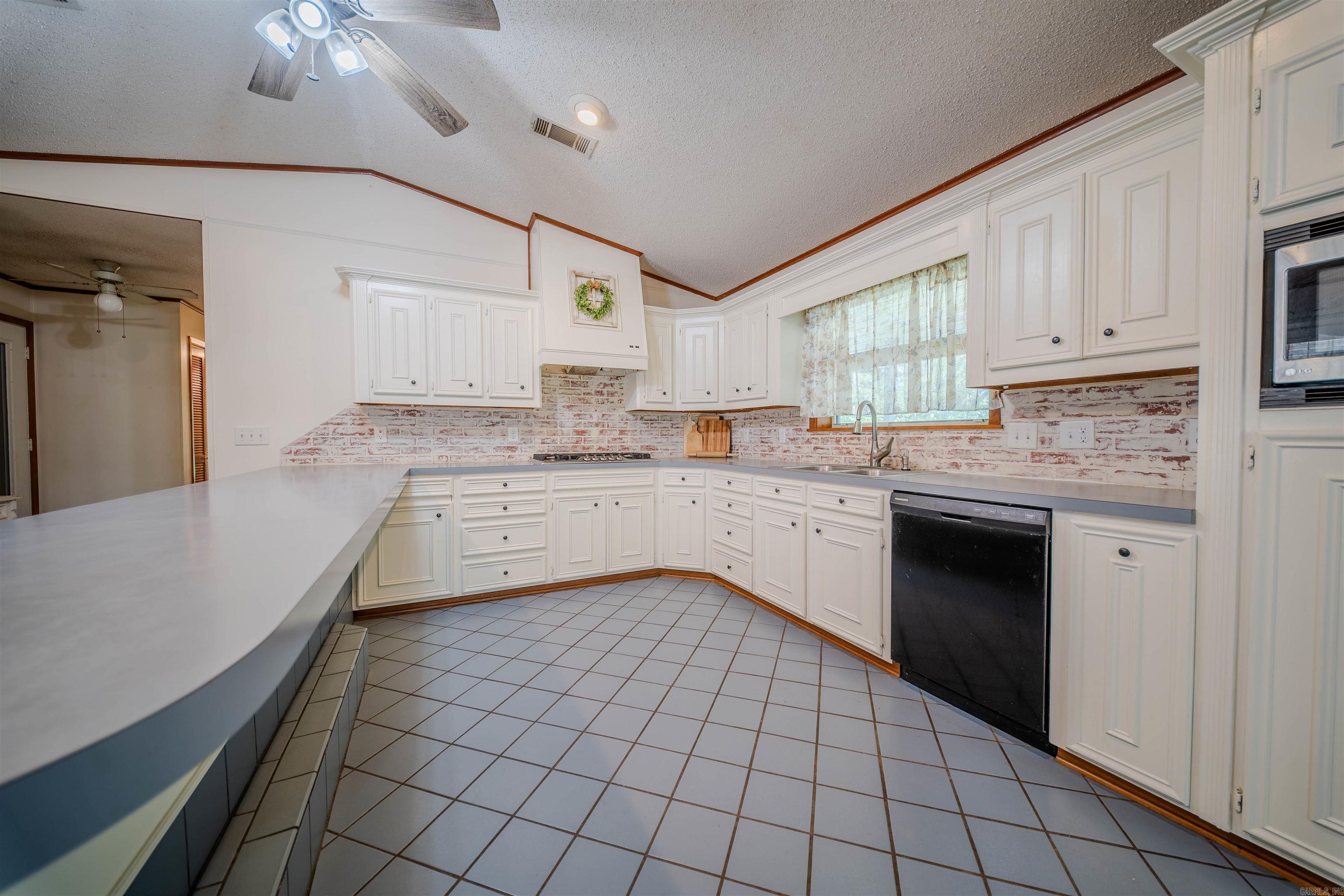 3177 Highway 24 Highway Property Photo 18