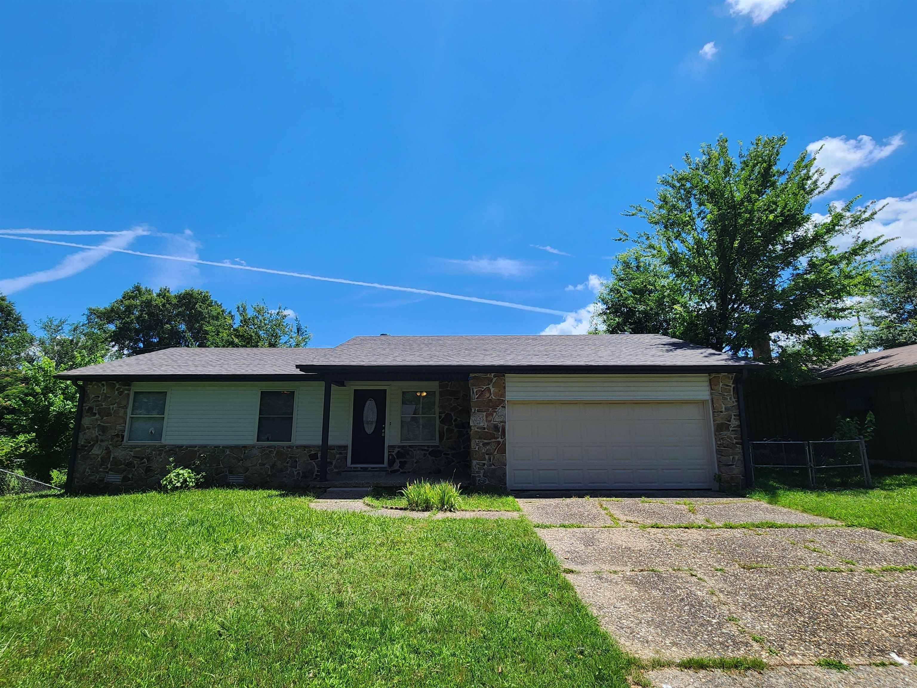 10 Cherryridge Place Property Photo 1