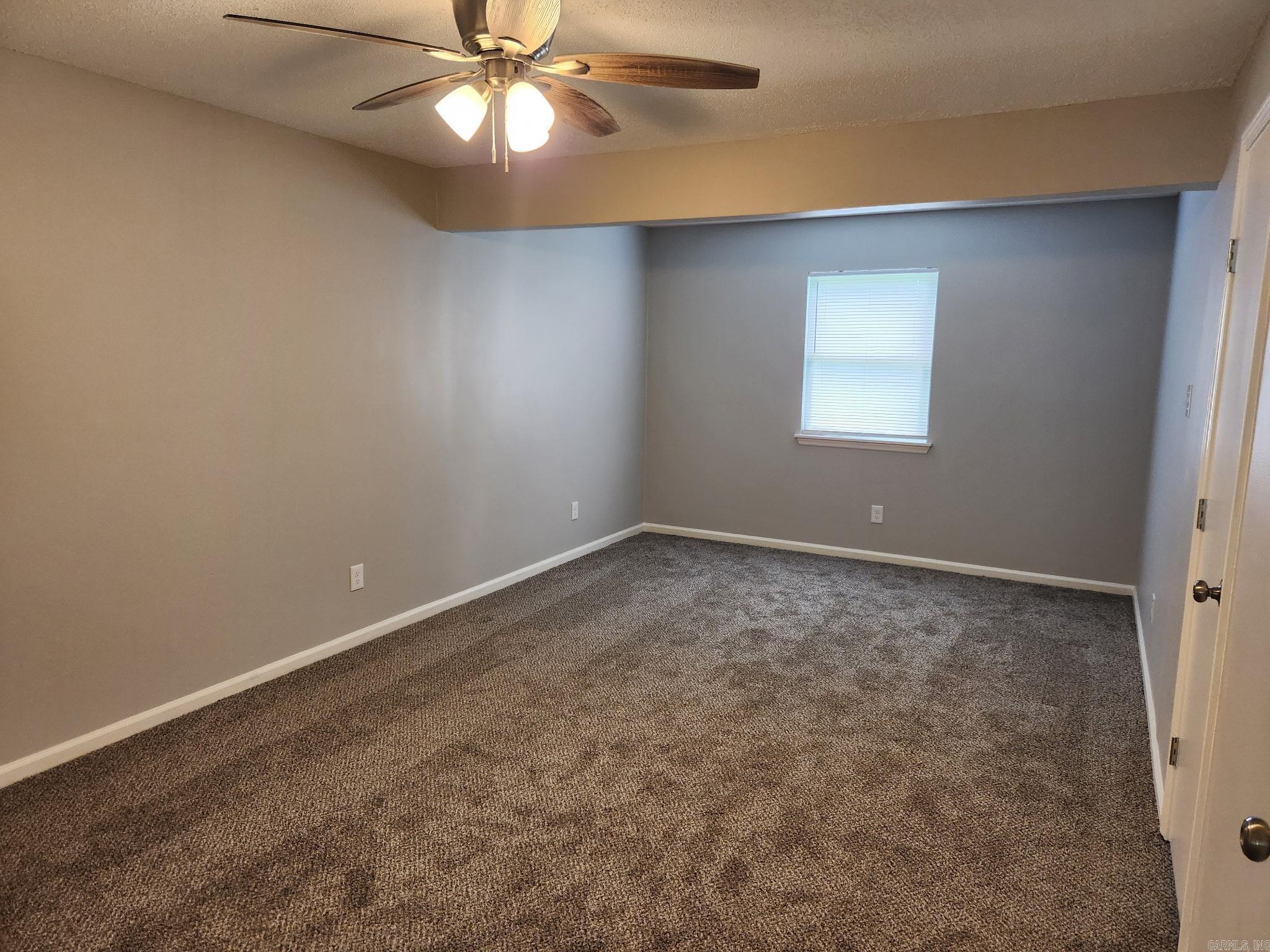 10 Cherryridge Place Property Photo 16