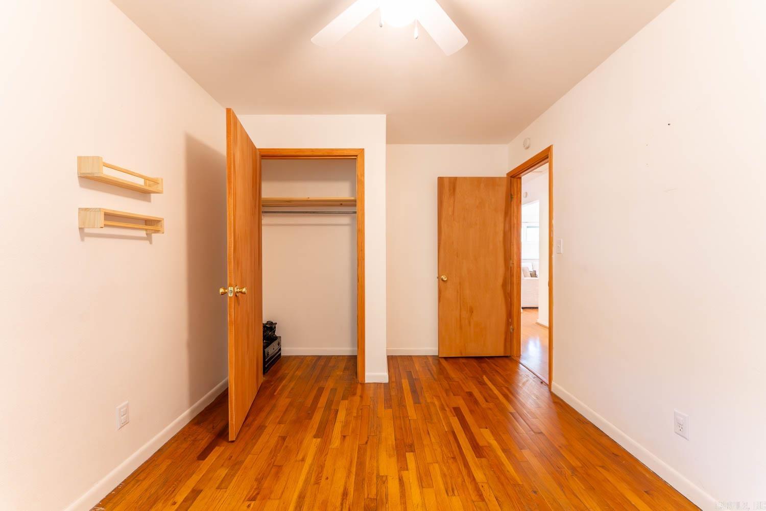 301 Hall St Property Photo 18