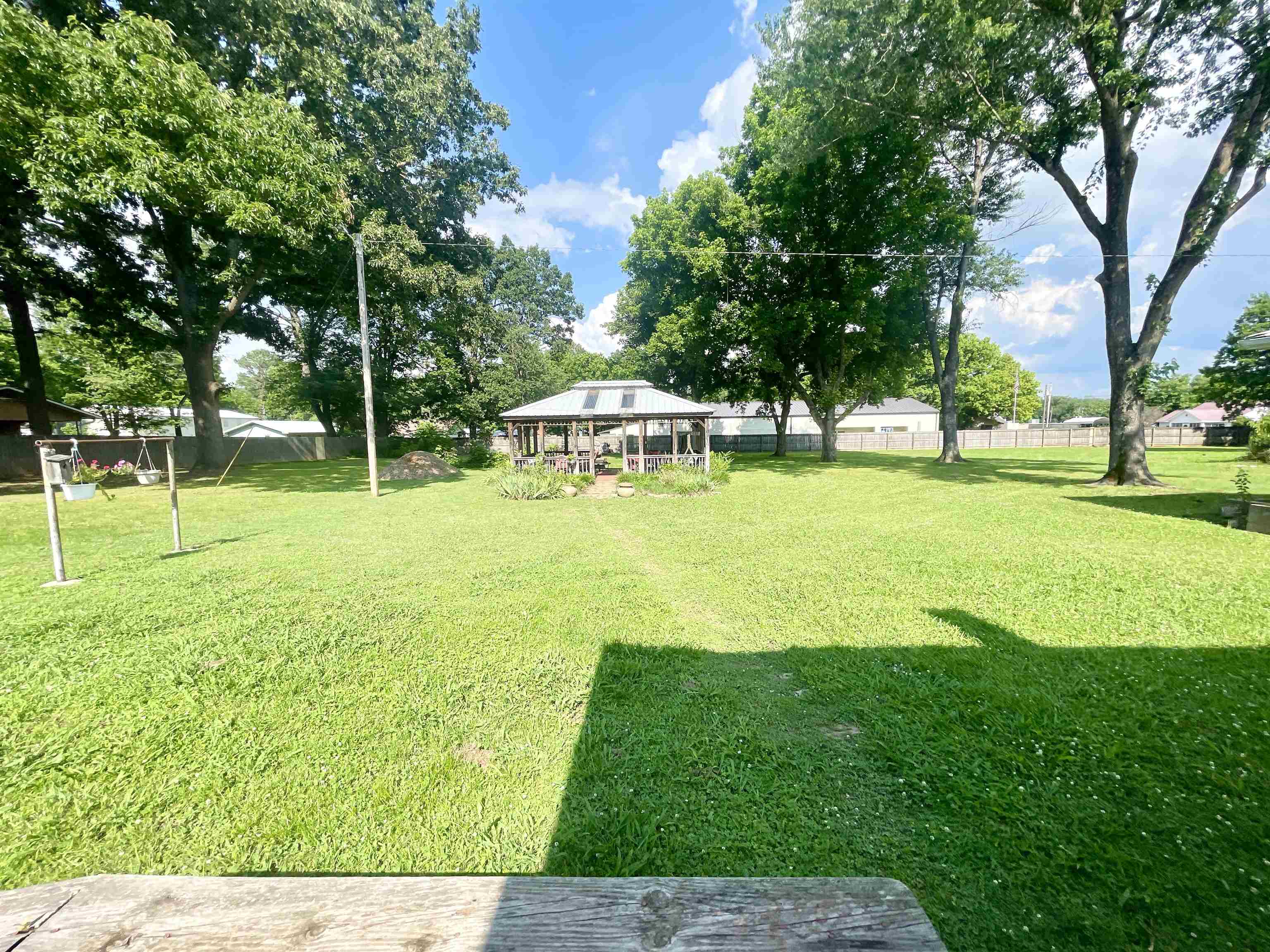 111 Oak Street Property Photo 48